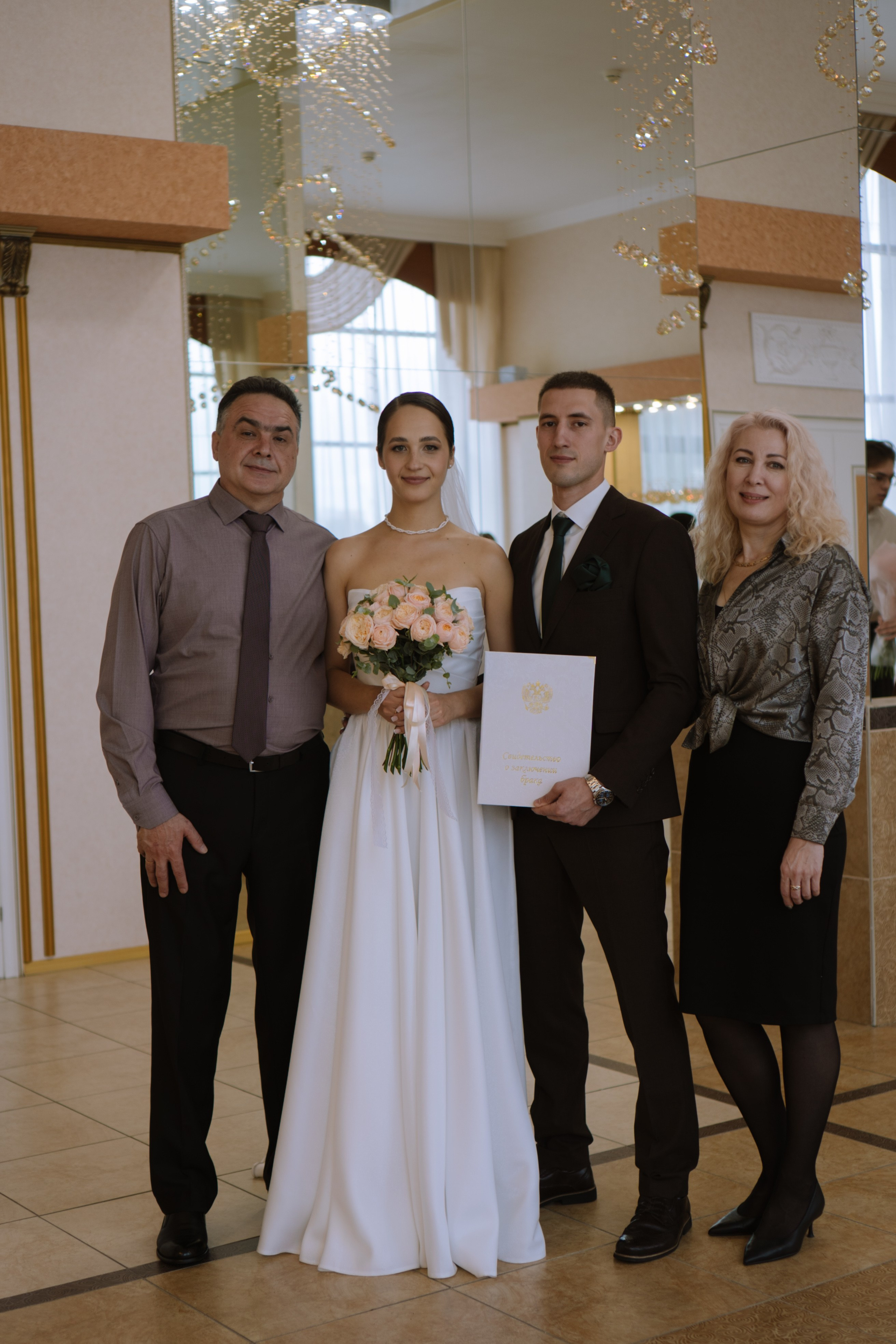 ЗАГС И ПРОГУЛКА 2 ЧАСА. Профессиональный фотограф, Санкт-Петербург — Виктория Богомолова