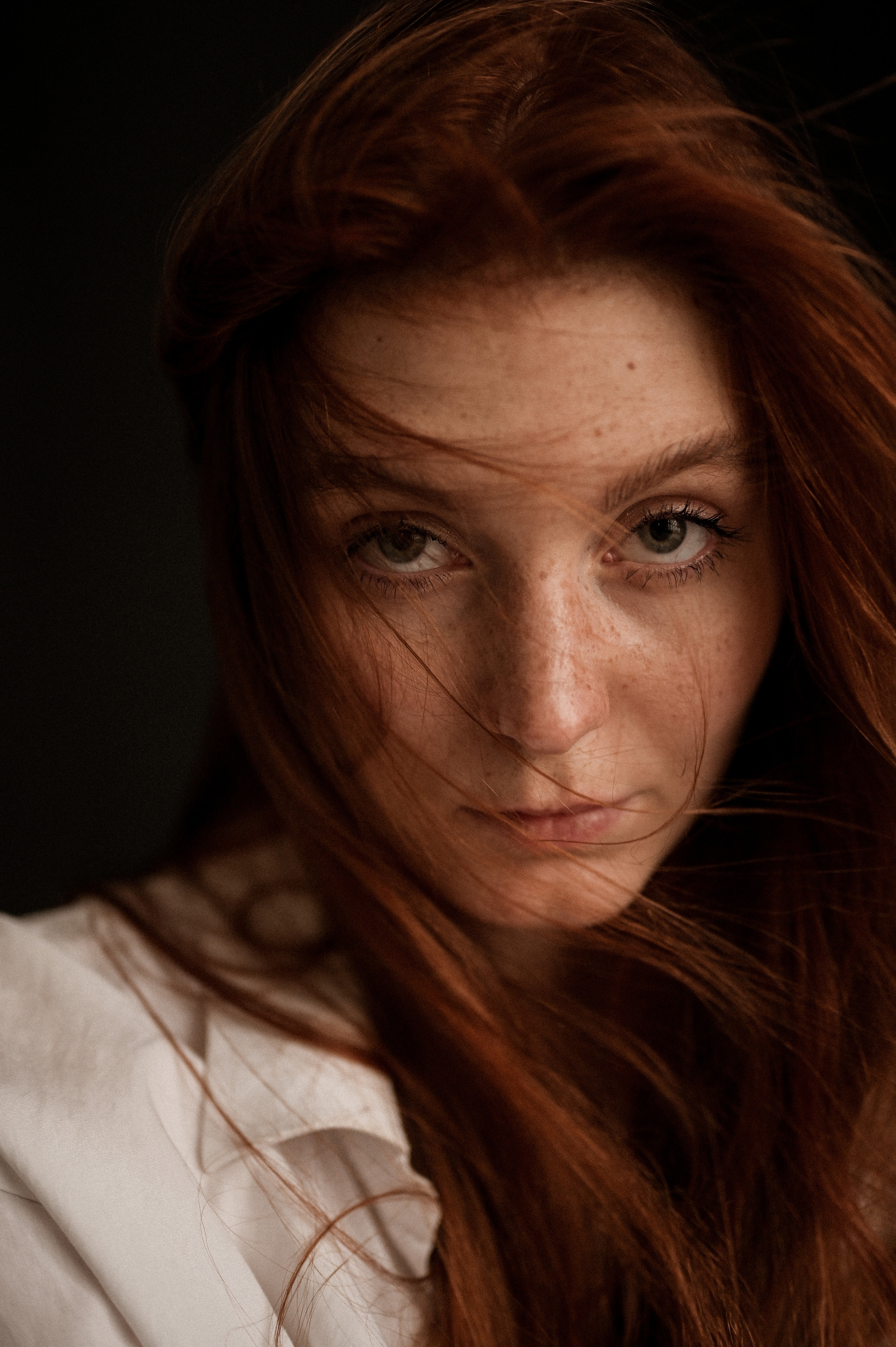 Женский портрет. Главная