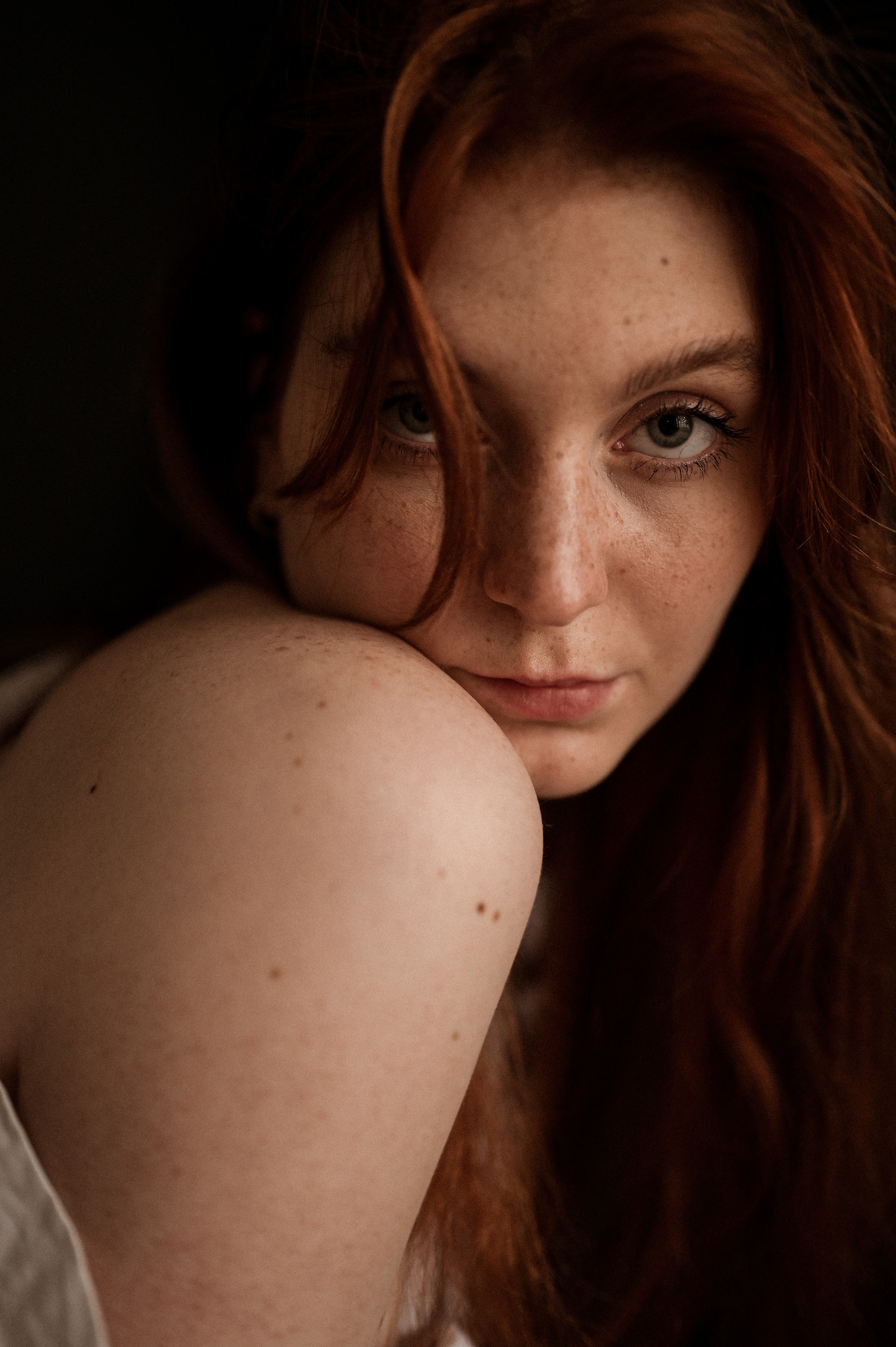 Женский портрет. Главная