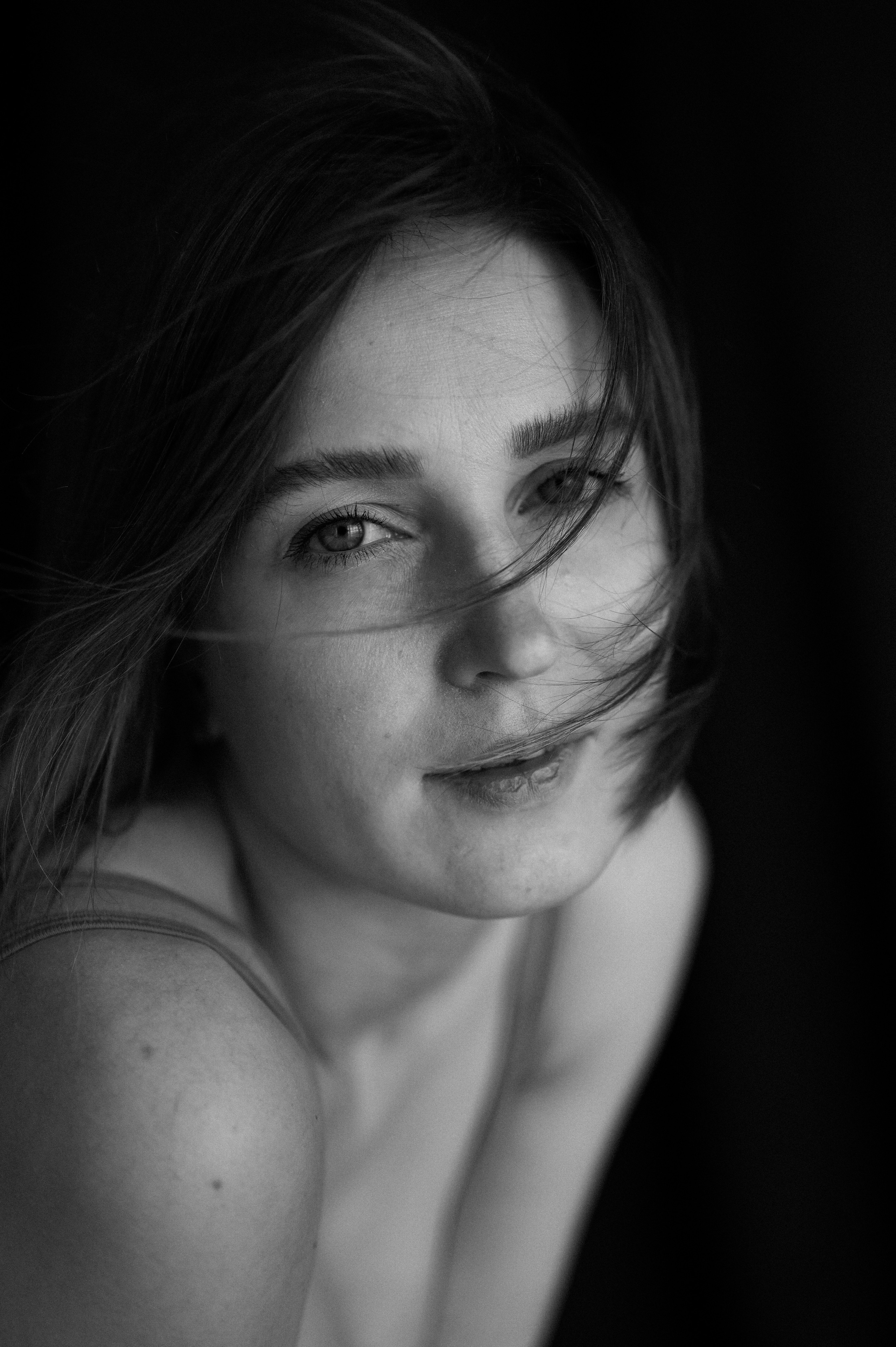 Женский портрет. Главная