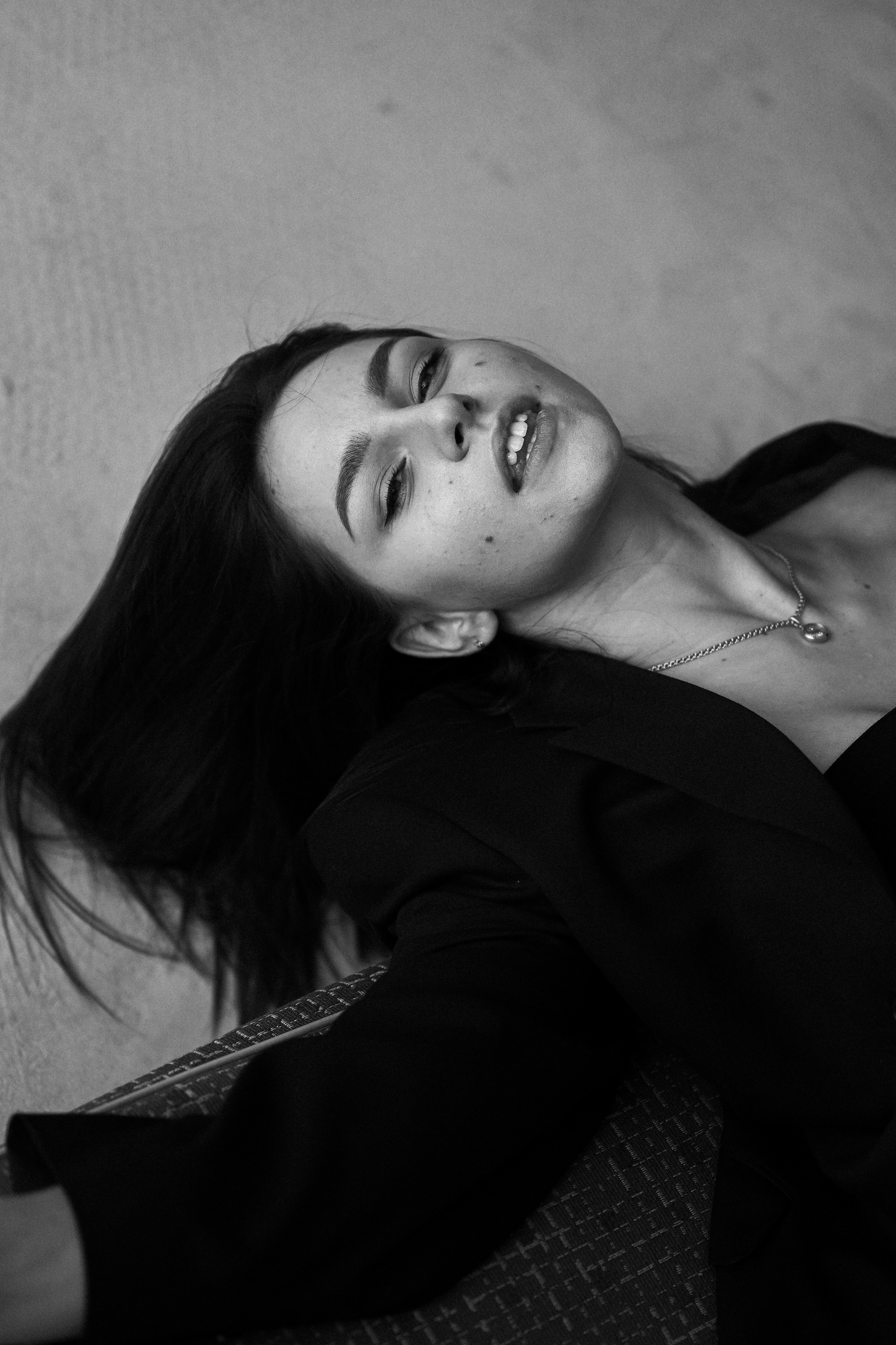 Женский портрет. Главная