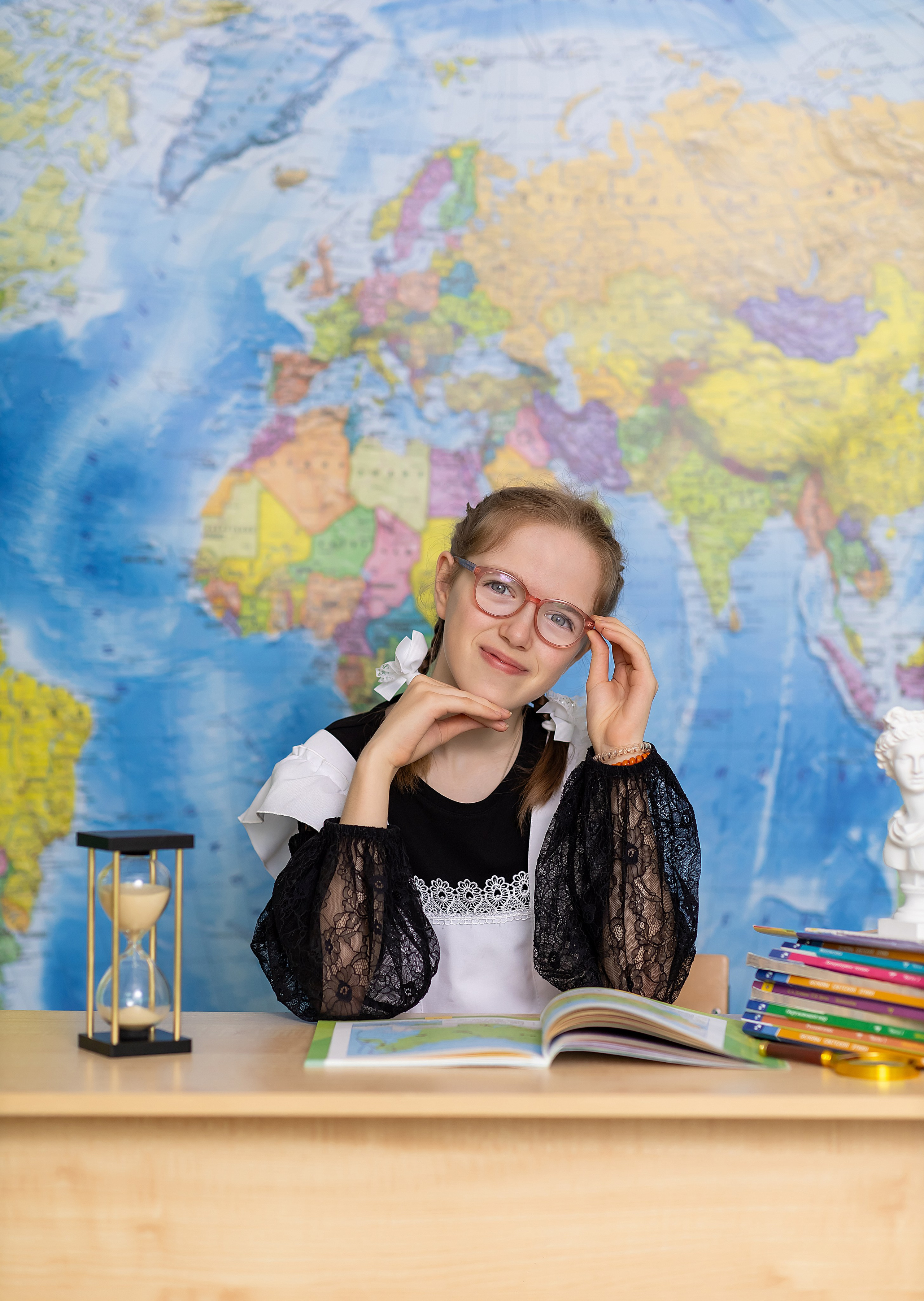 Примеры фото НАЧАЛЬНЫЕ КЛАССЫ. Фотограф Радужный ХМАО, Школьный фотограф, семейный фотограф, выпускной альбом