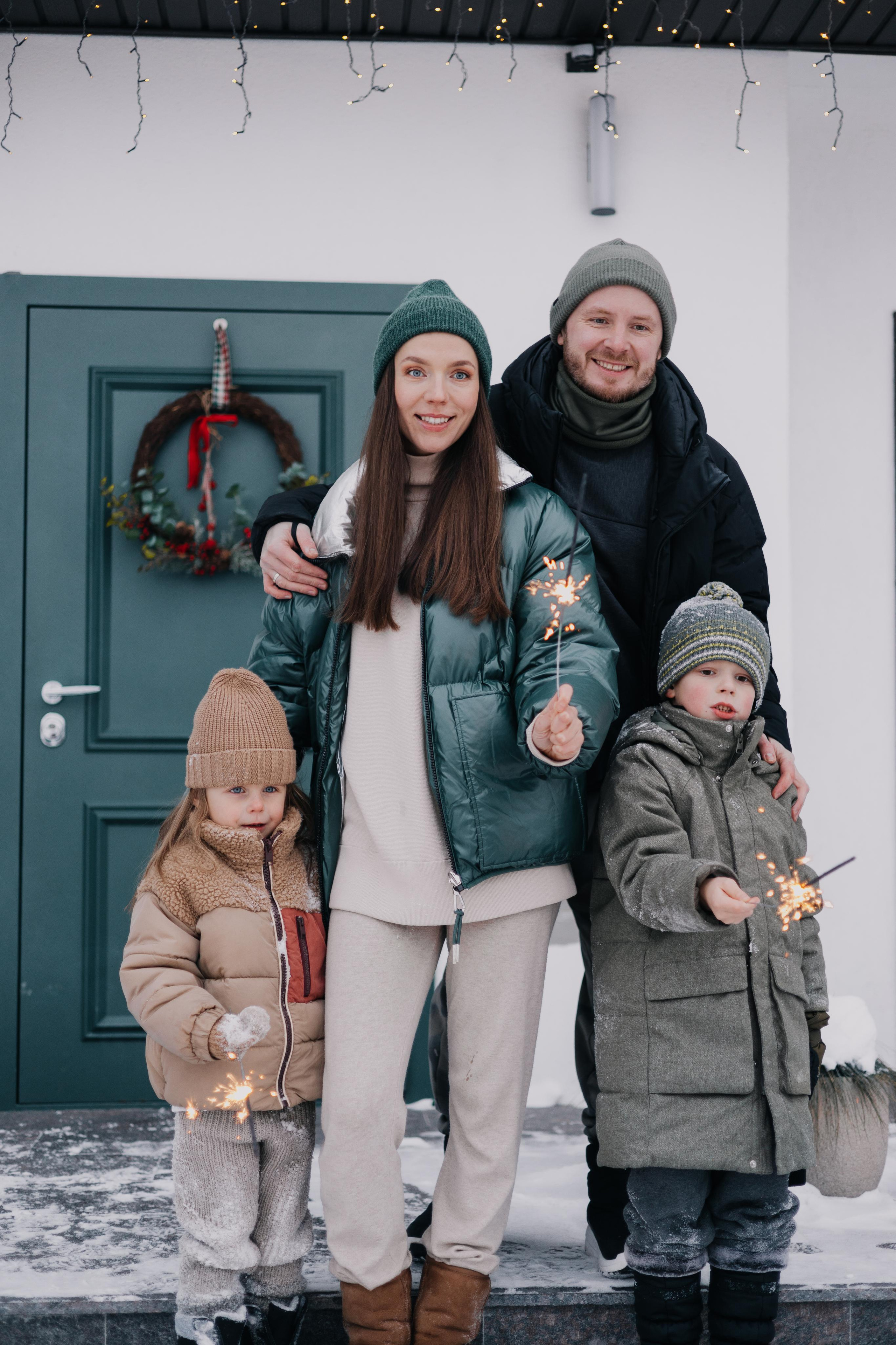 Семья, зима, пикап. Marina Shakirova Photography