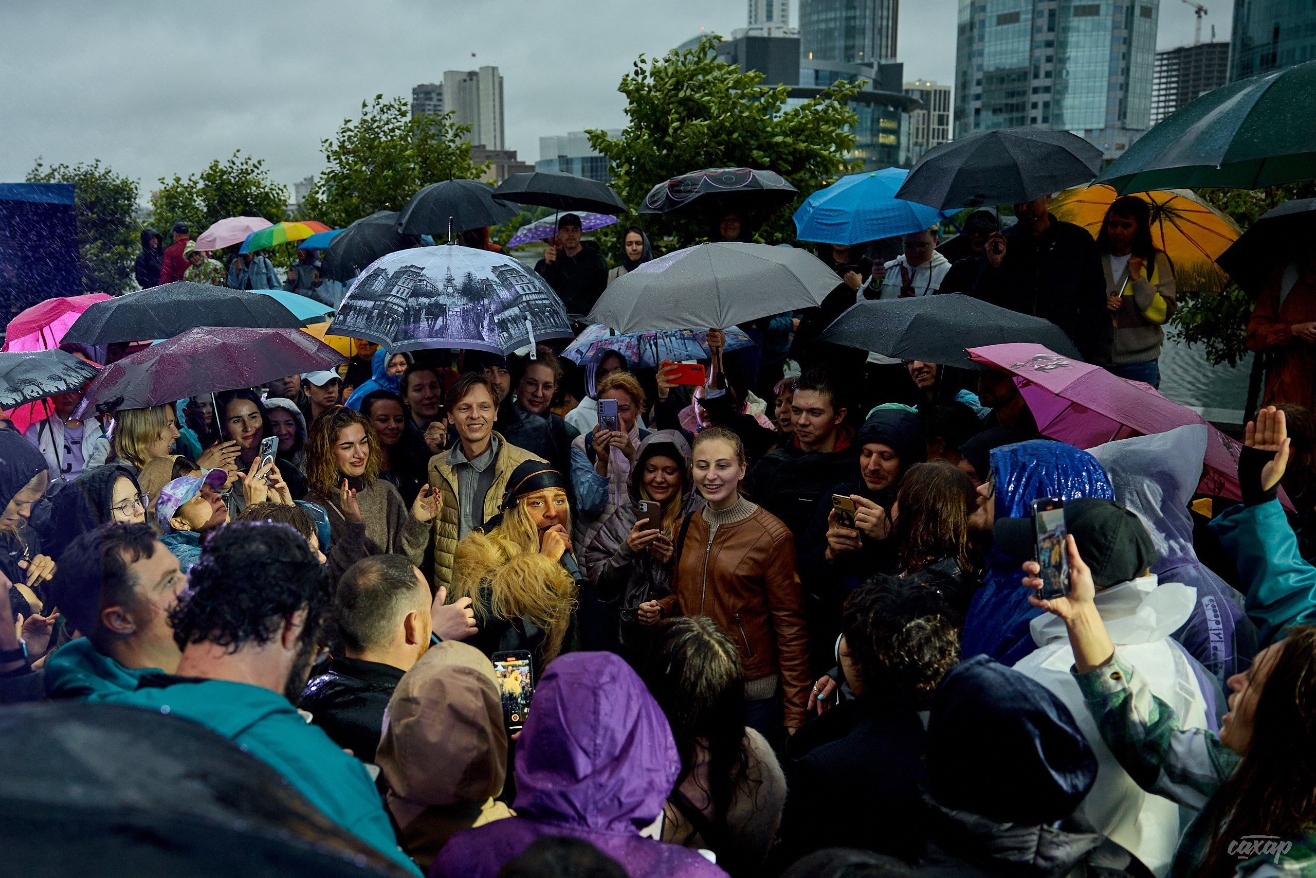 Фестивале Ural Music Night 2024. Профессиональный фотограф в Екатеринбурге Юра Сахар