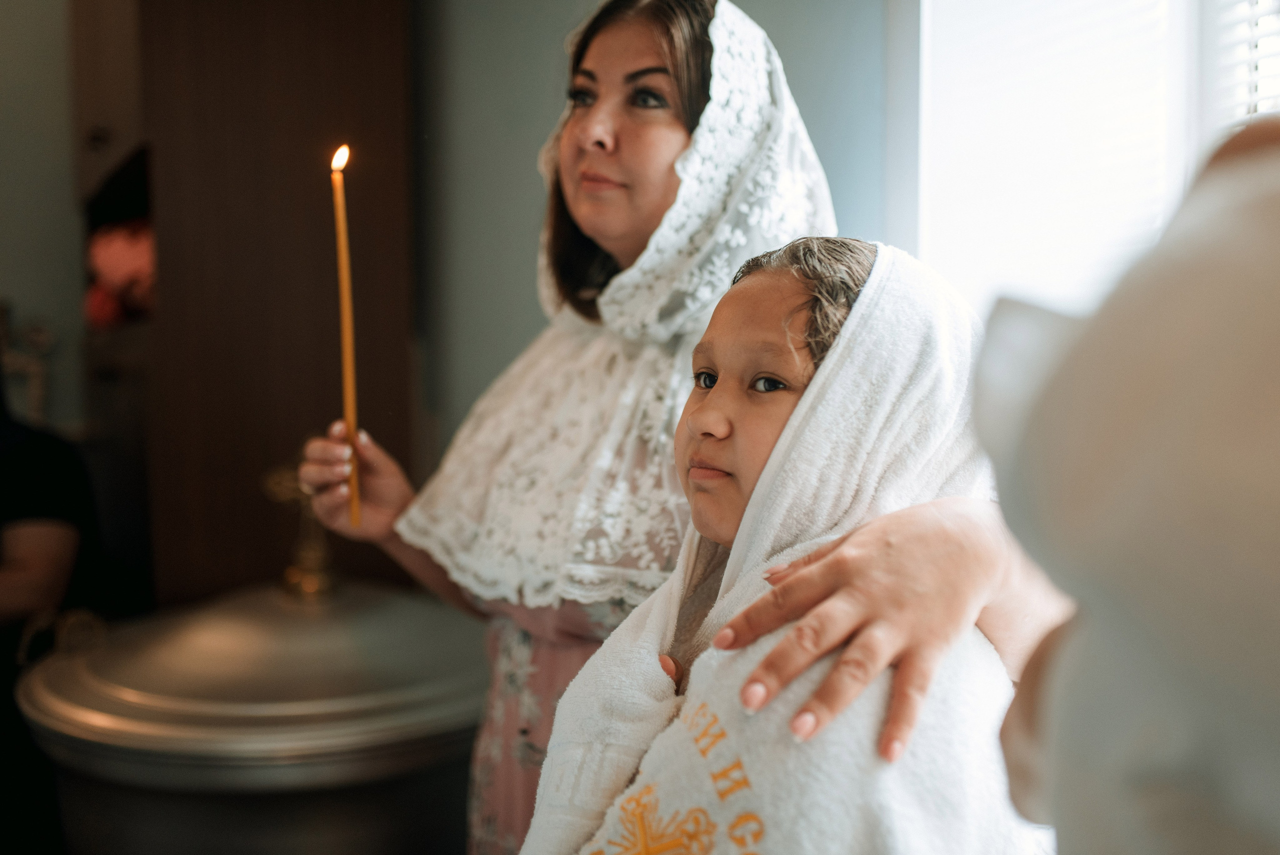 Крещение Даши и Алены. Семейный документальный фотограф в Волгограде Мариэта Додина
