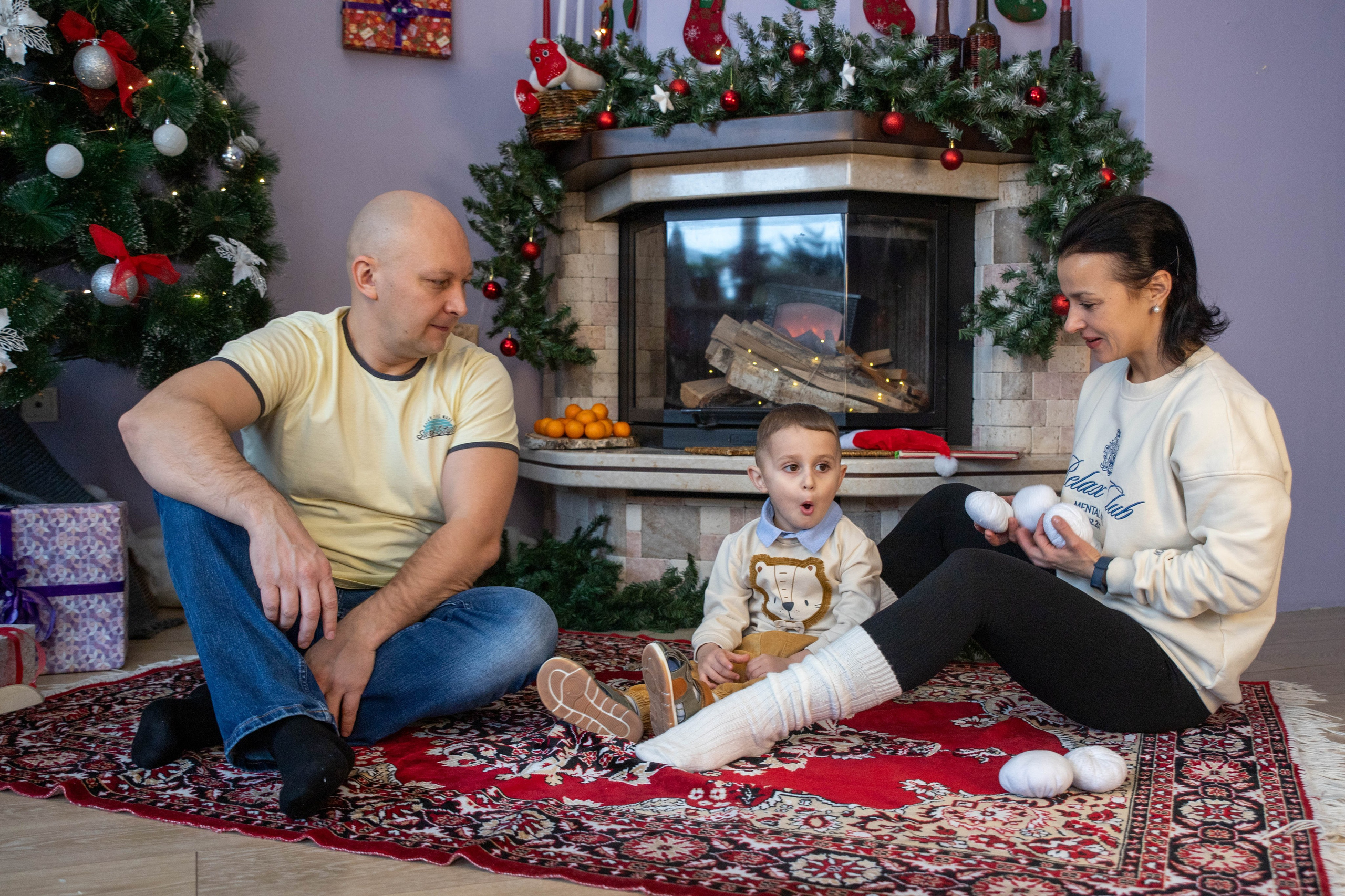 Новогодняя. Дёма и родители. Фотограф Лапочкина Татьяна