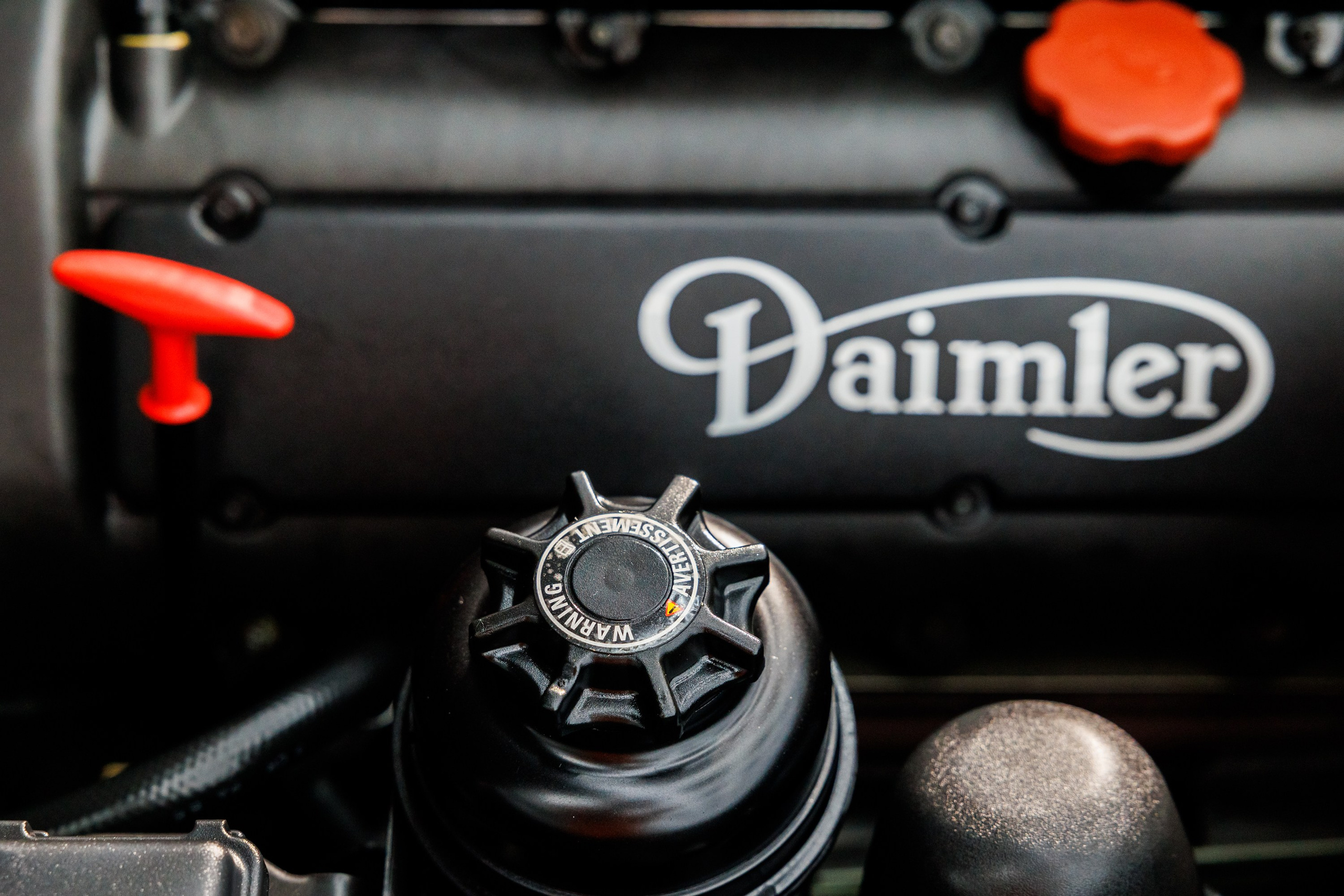 Автомобильная фотосъёмка Daimler Xj8. Фотограф Сергей Лукьянов @xapeton_photo Москва