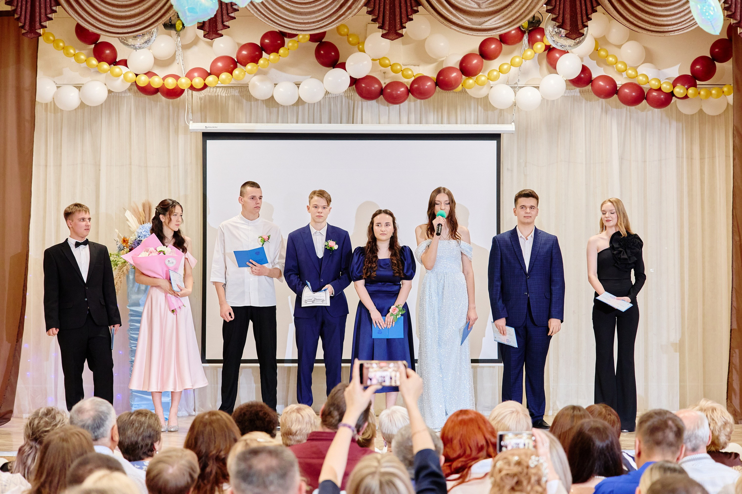 Выпускной 35 Сош. Фотограф Выпускные альбомы Таганрог Сергей Коробченко