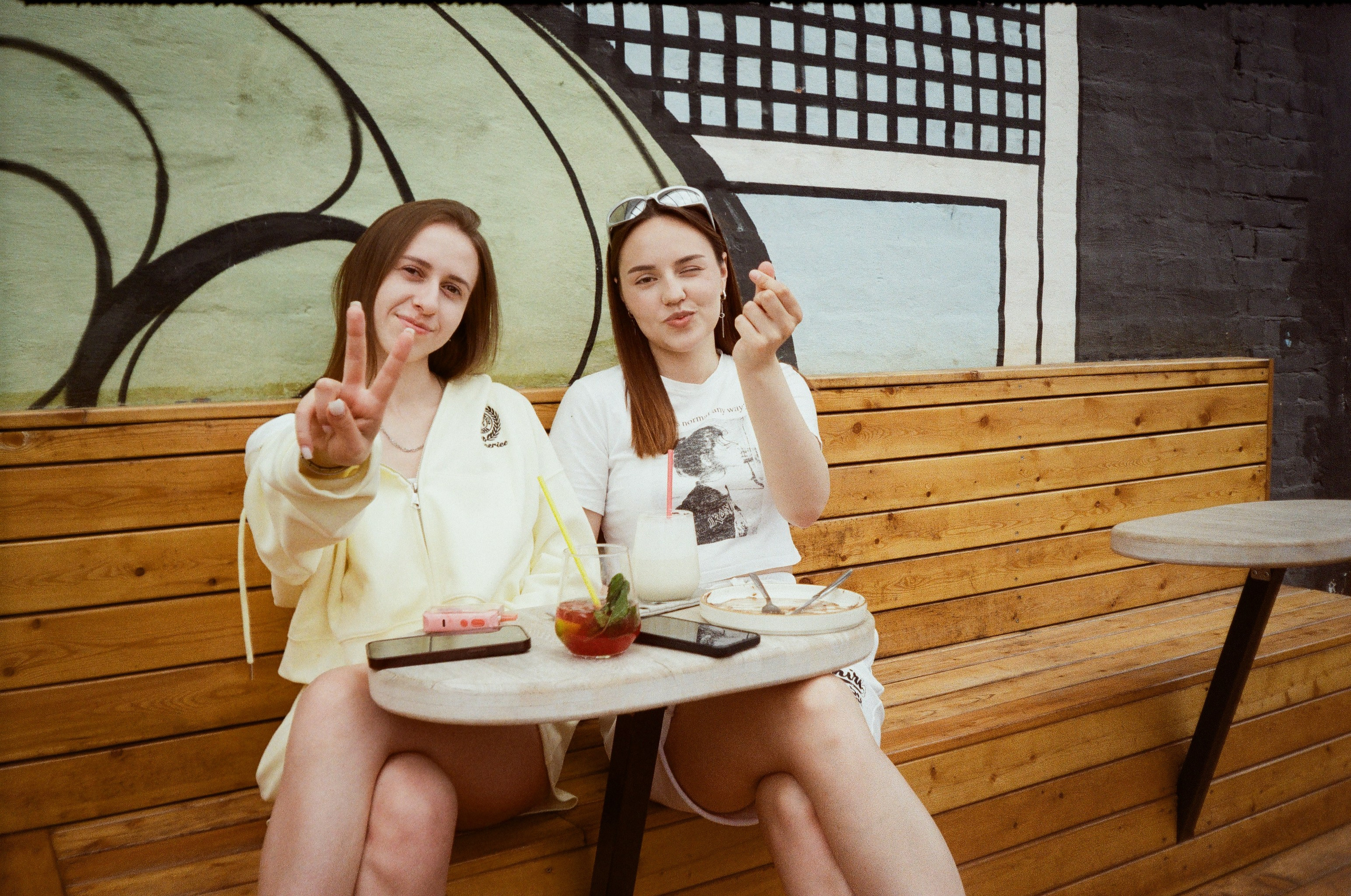 Плёнка весна-лето 2025. Ирина Чернова — портретный фотограф и маркетолог из Владивостока