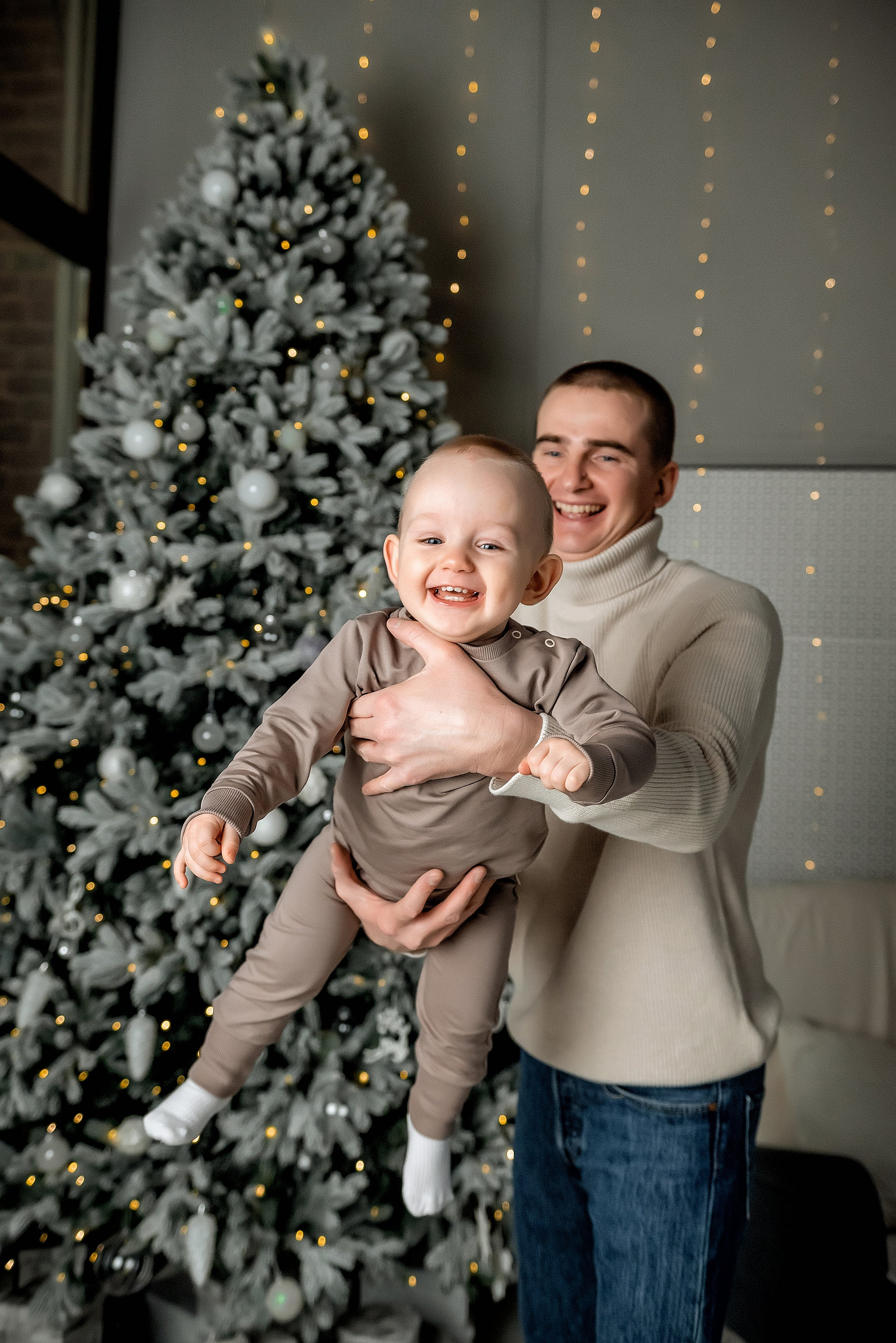 Портфолио фотографа: Новогодние фотосессии — Идеи, примеры и вдохновение для ваших праздничных кадров