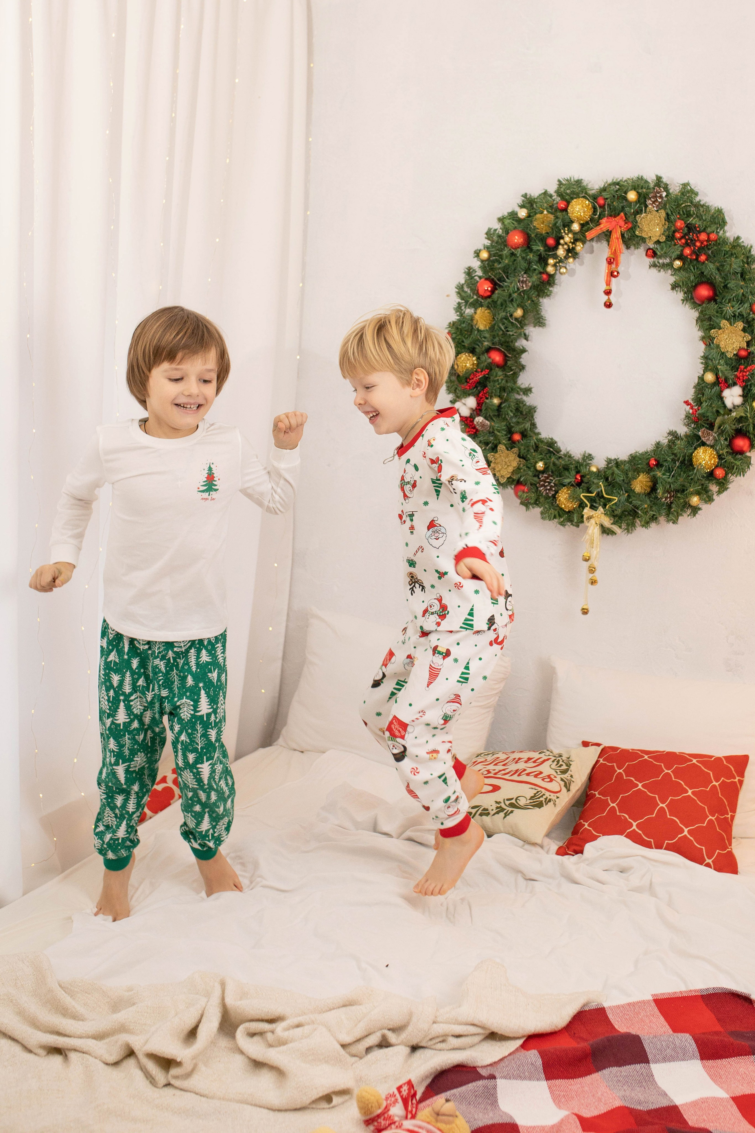 Никита и Федор (новогоднее). Фотограф