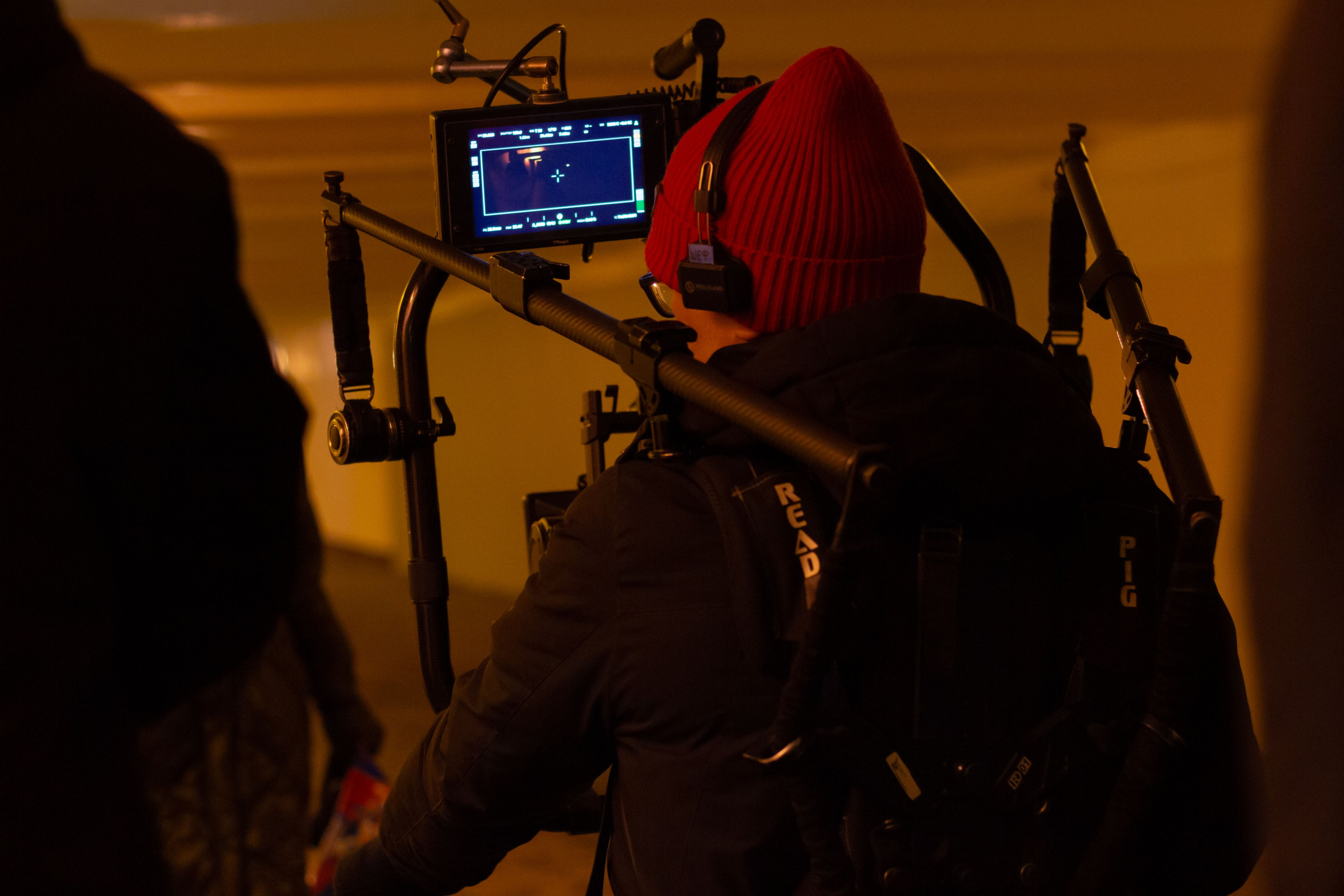 На съемках фильма «Ганди молчал по субботам». Юля Мурашова портретный и документальный фотограф