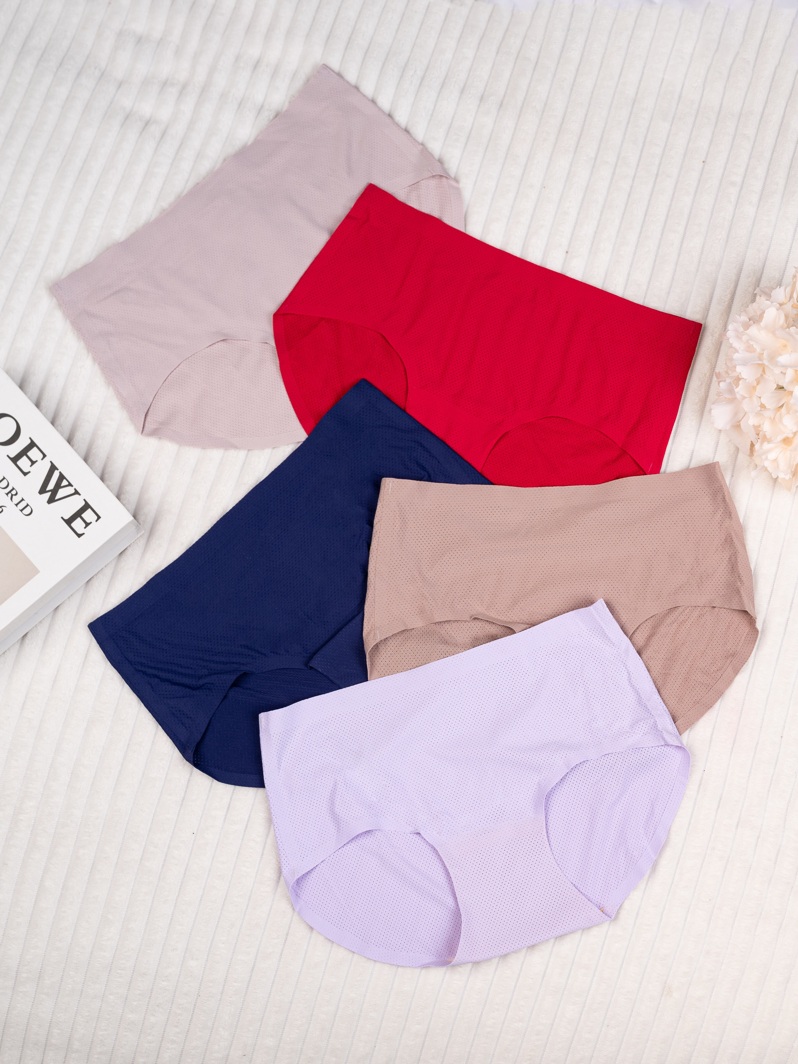 Женское нижнее белье серия 1. Предметный фотограф, фото для маркетплейсов Пятигорск, КМВ