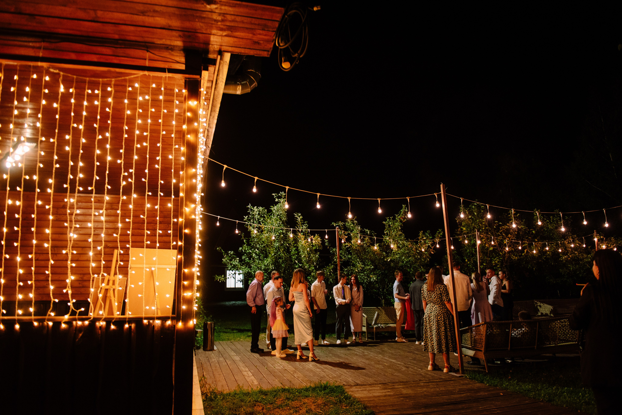 Юля и Саша — душевный банкет. Семейный и свадебный фотограф в Рязани Лиза Голованова