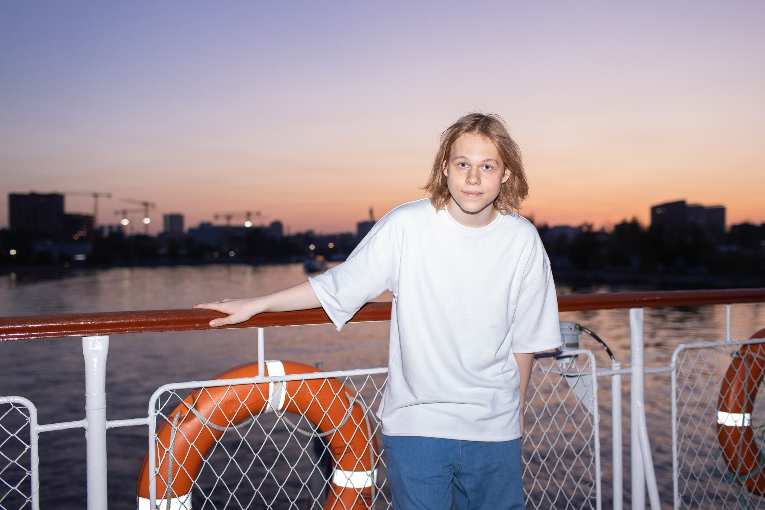 Выпускной на теплоходе Ривьера. Фотограф в Москве Десятова Ксения