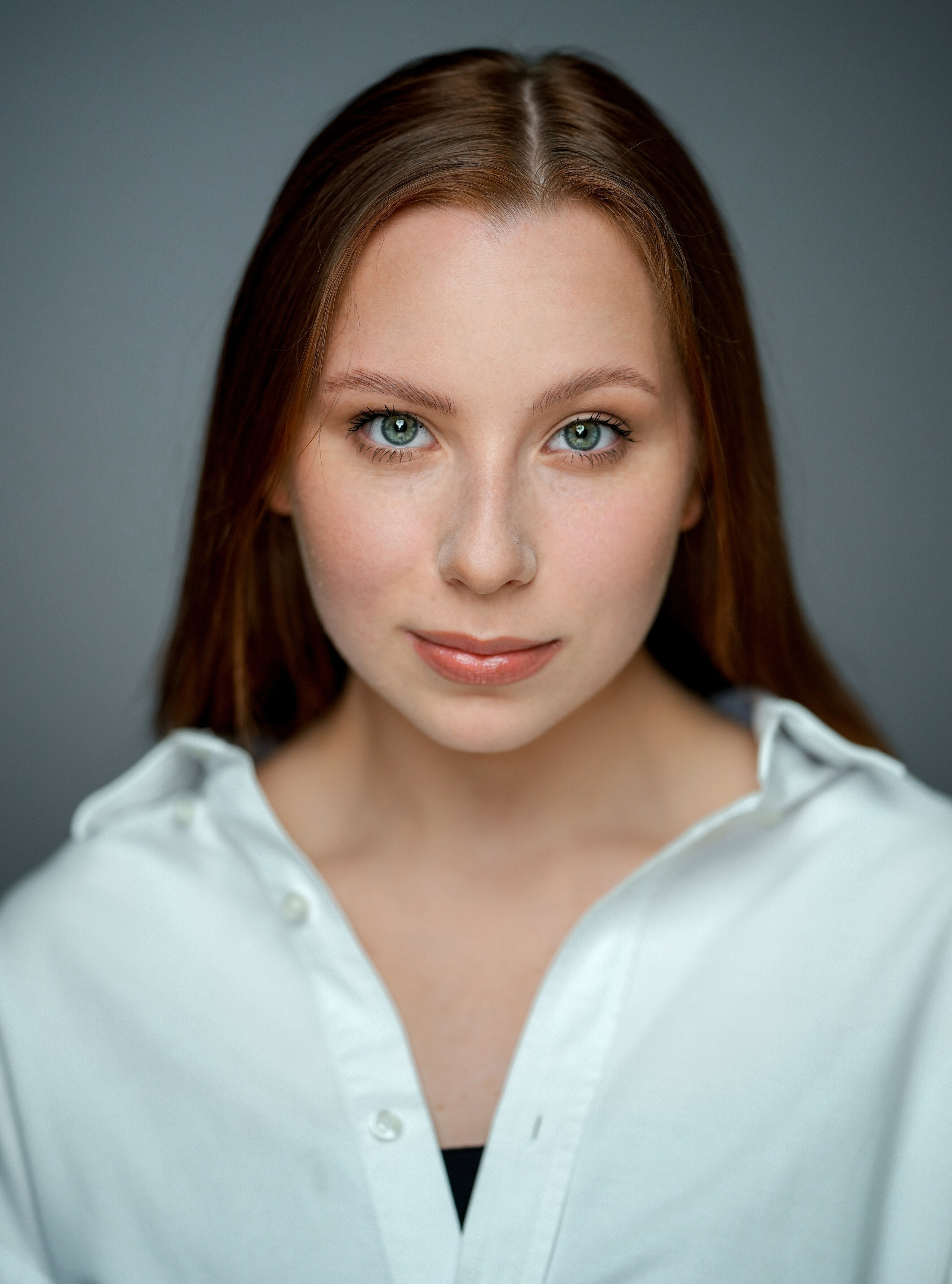 Актриса Мария Суркина. Портретная съемка в Москве, студийный фотограф Игорь Фомин