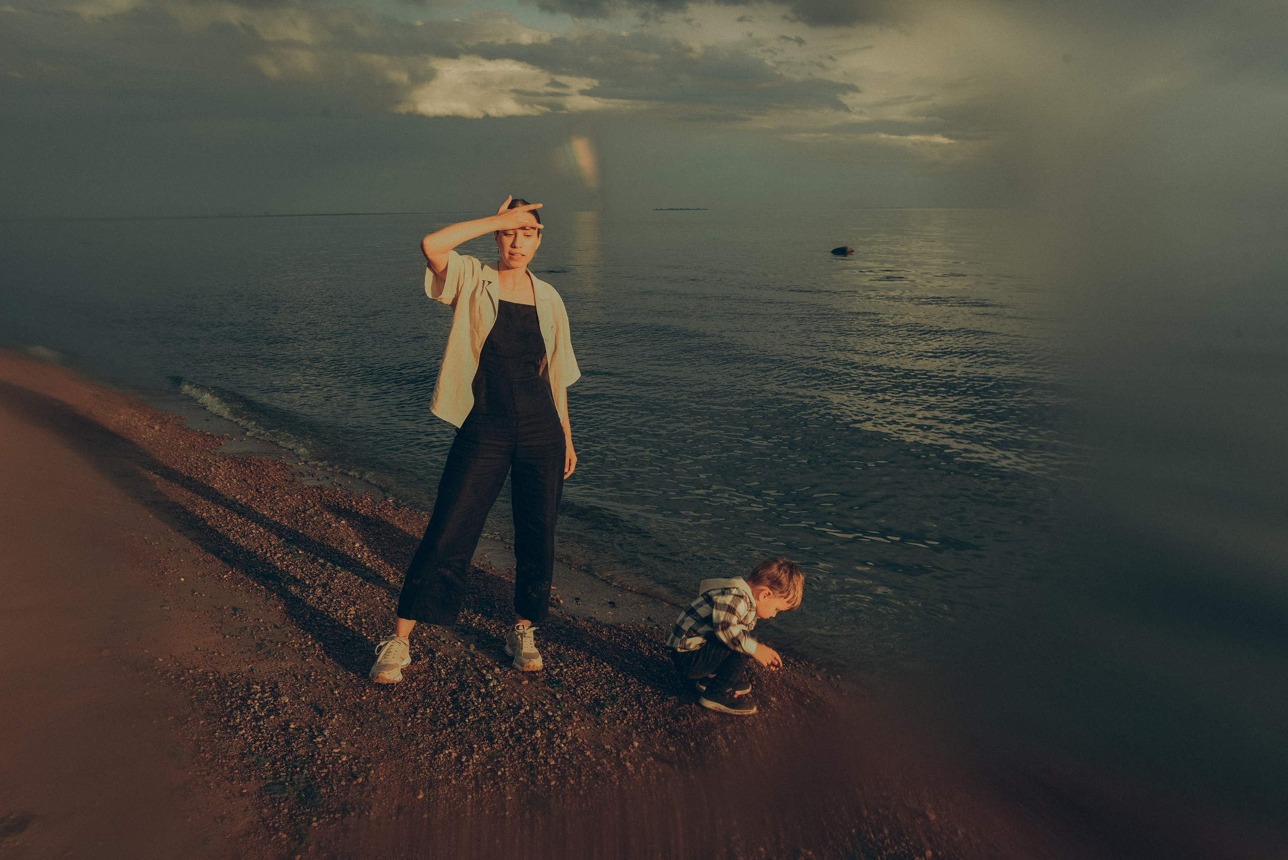 Фотопрогулка мама и сын. Екатерина и Илай. Семейный и свадебный фотограф в Санкт-Петербурге Яна