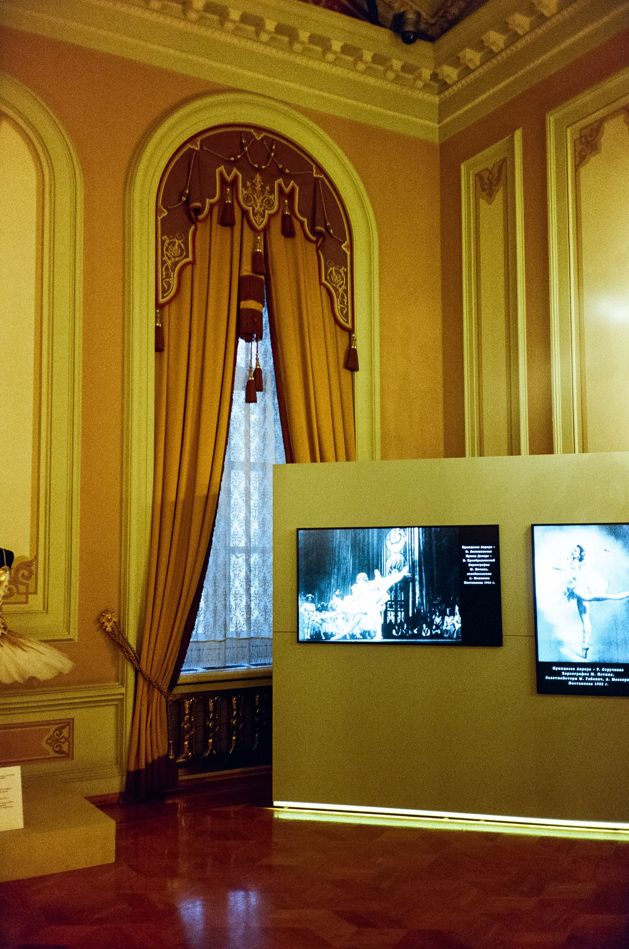 Большой театр. Главное и Императорское фойе. Фотограф-документалист Мария Осокина