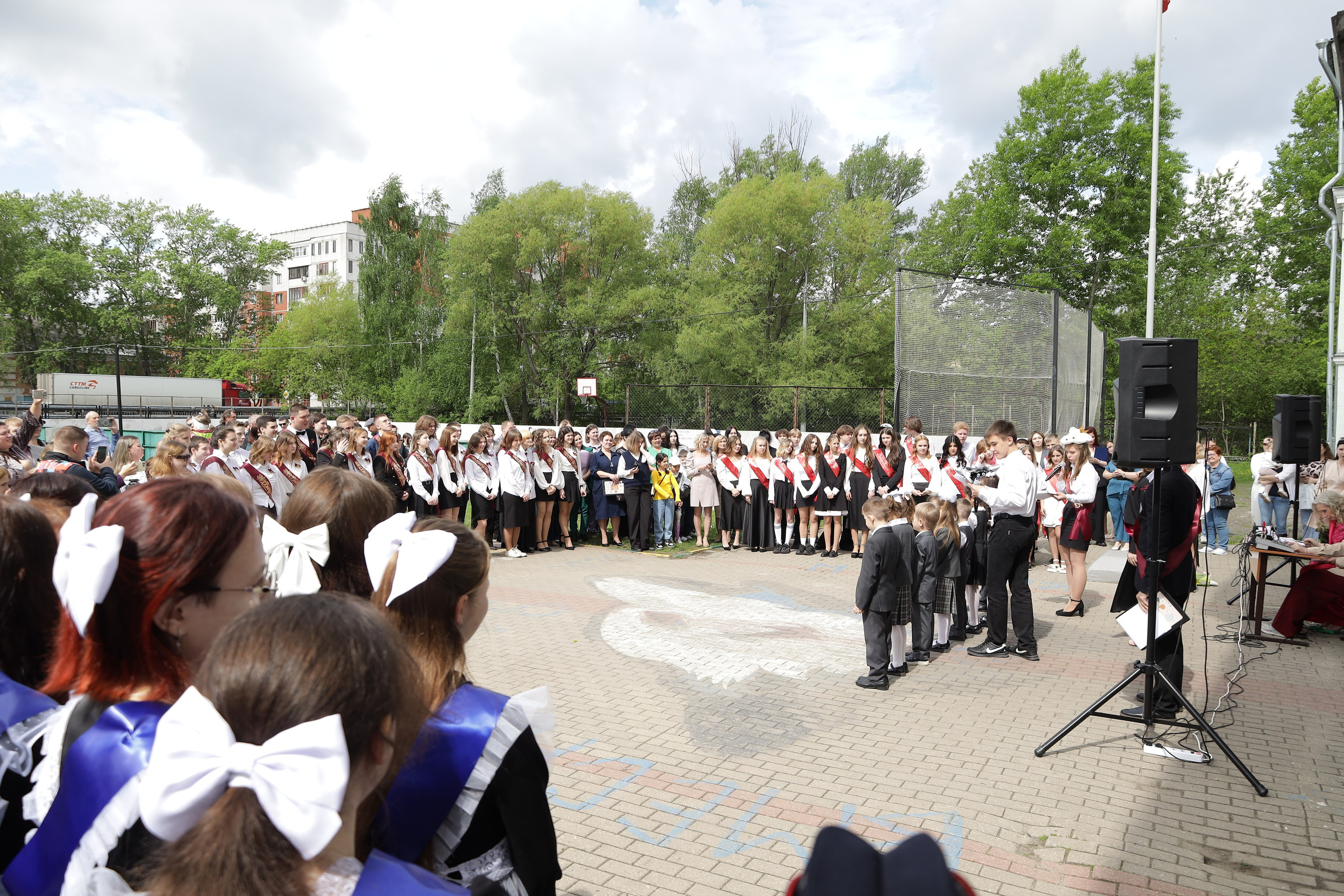 Последний звонок. Фотограф Надршина Лилия