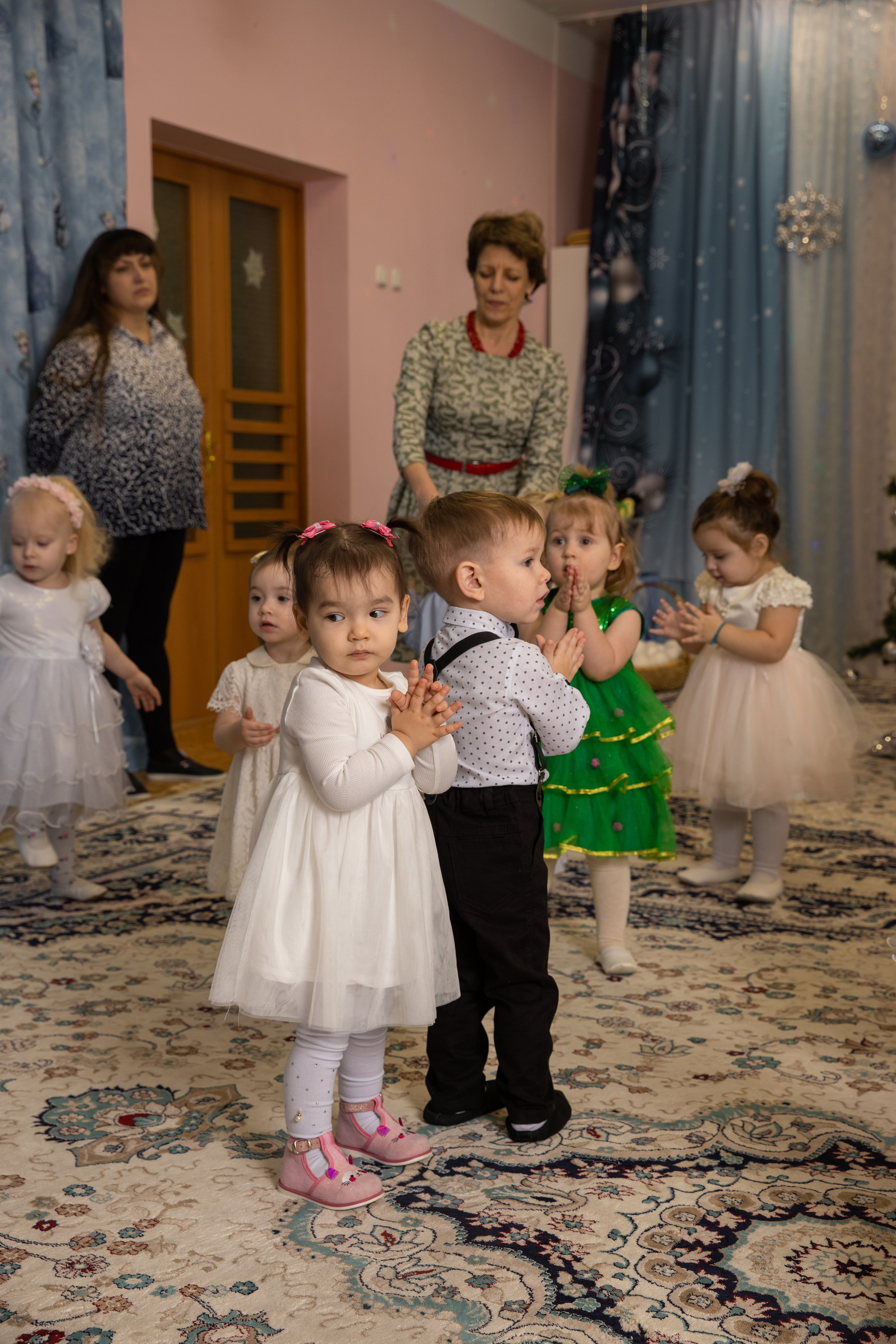 Новогодний утренник Успех. Фотограф в Железнодорожном и Балашихе