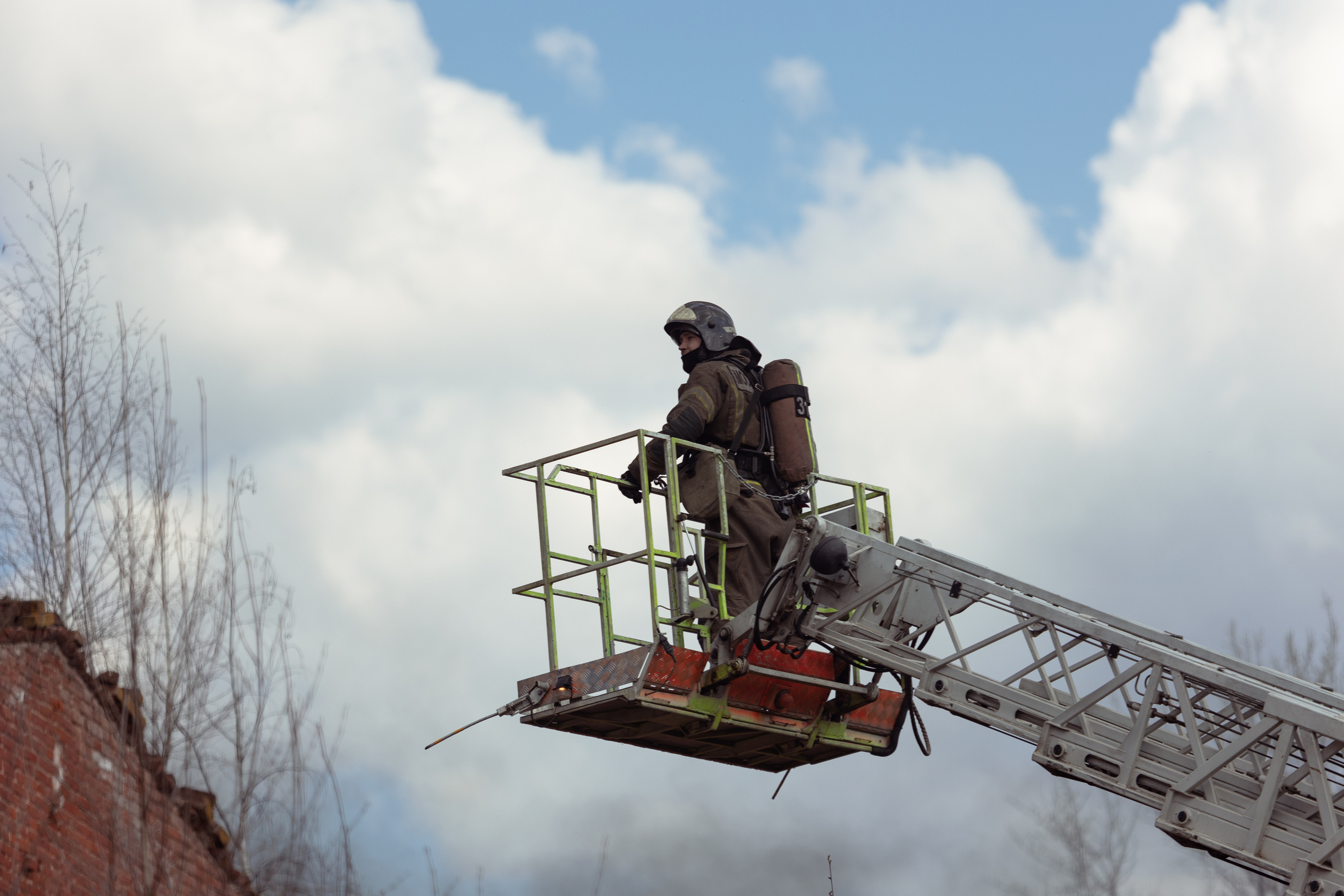 Учения пожарных и спасателей. Фотограф Ирина Астор