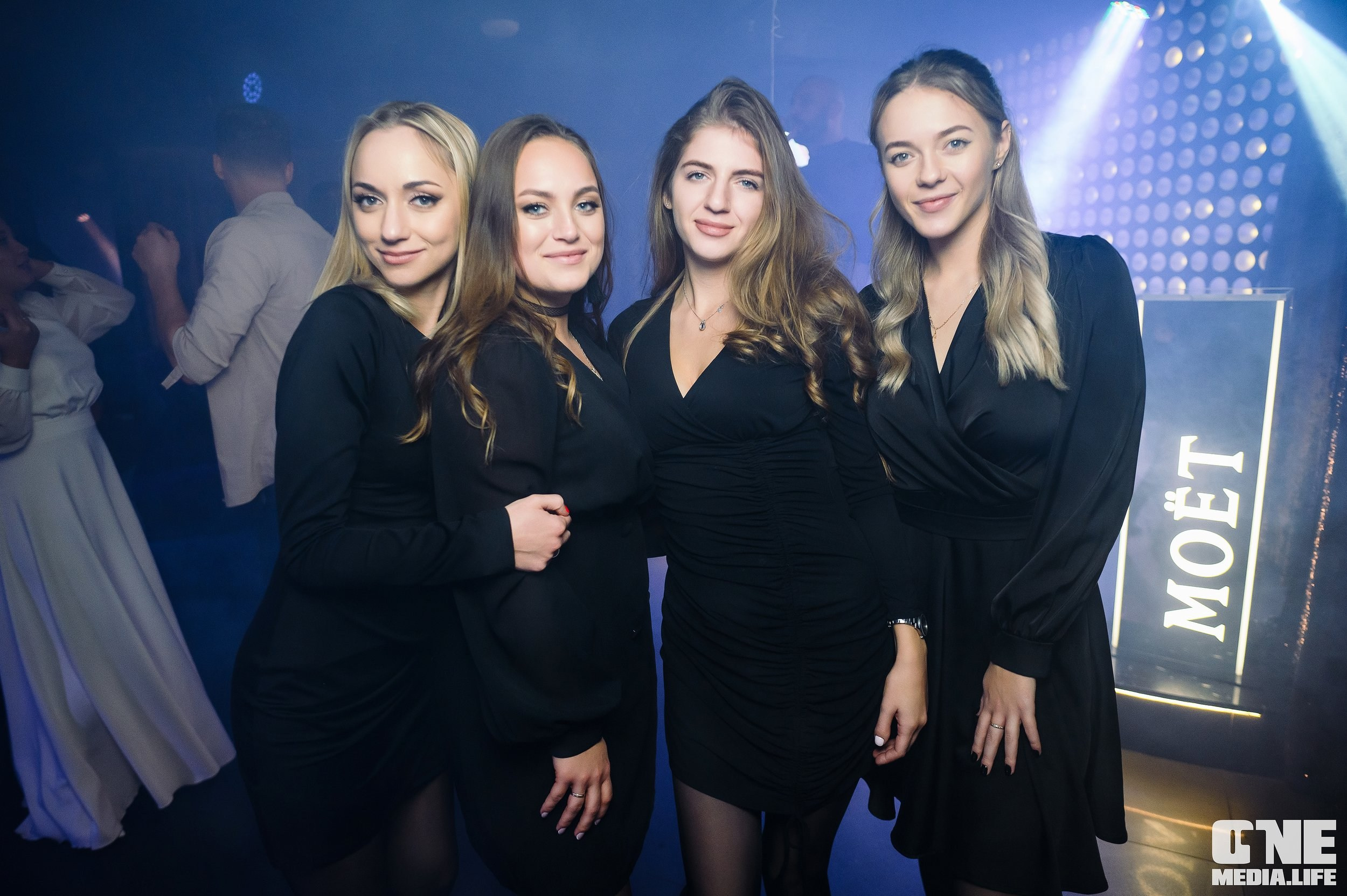 Фоторепортаж из караоке-клуба Эйфория. One Media Life: фоторепортажи, фотоотчеты с мероприятий и заведений