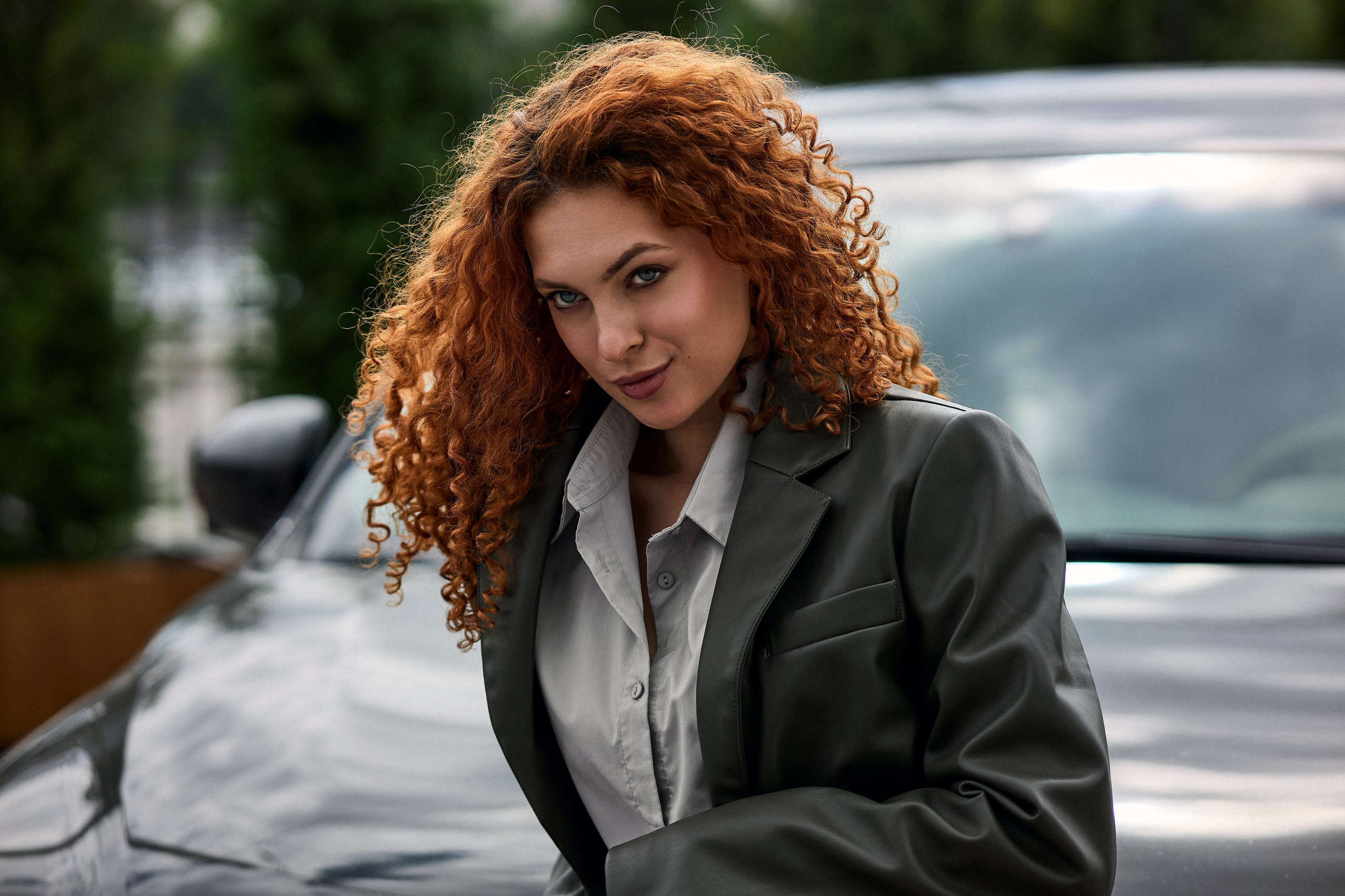 Женский портрет при естественном освещении