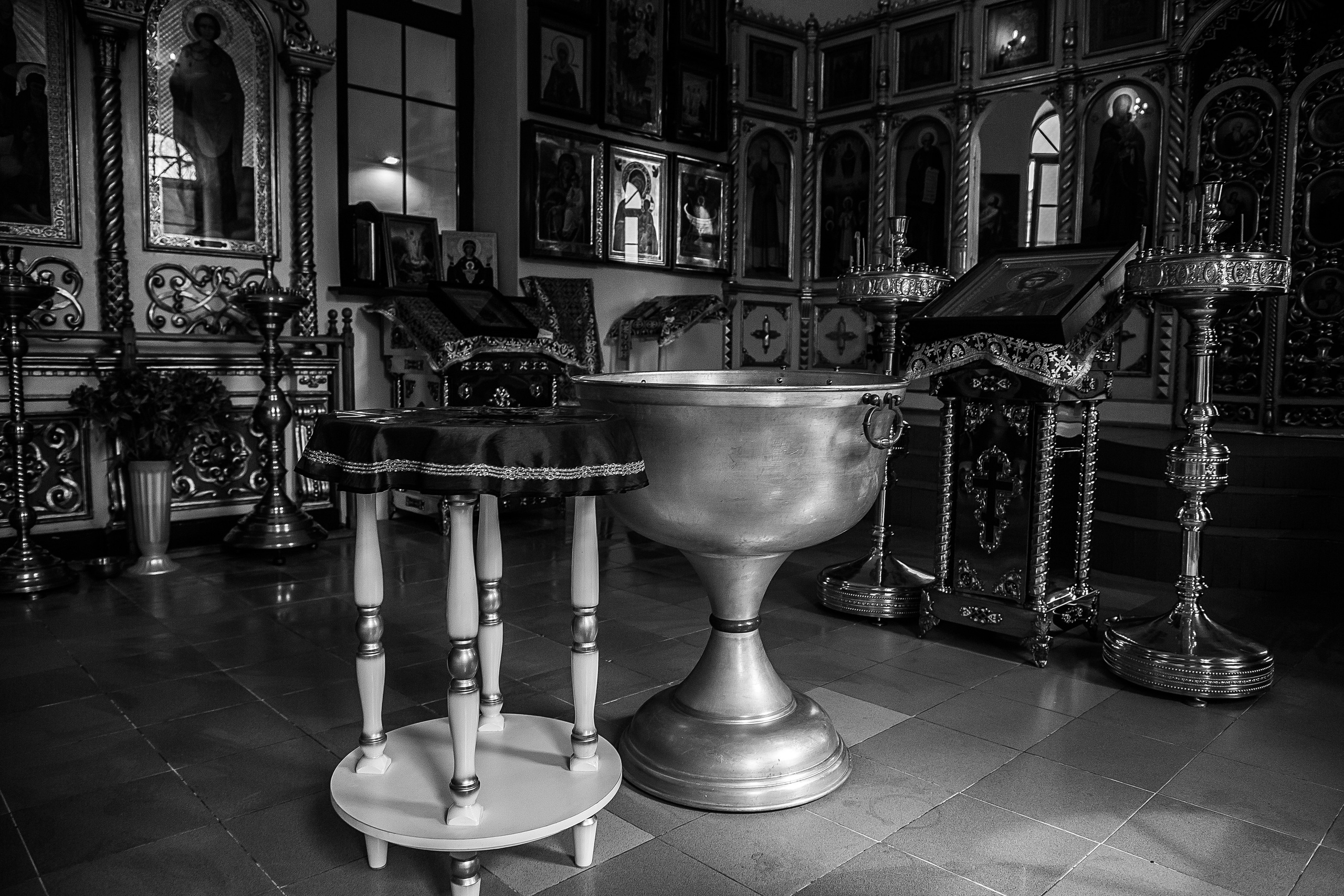 Таинство Крещения Ч/Б. Свадебный и семейный фотограф/видеограф в Краснодаре Наталья Осинская