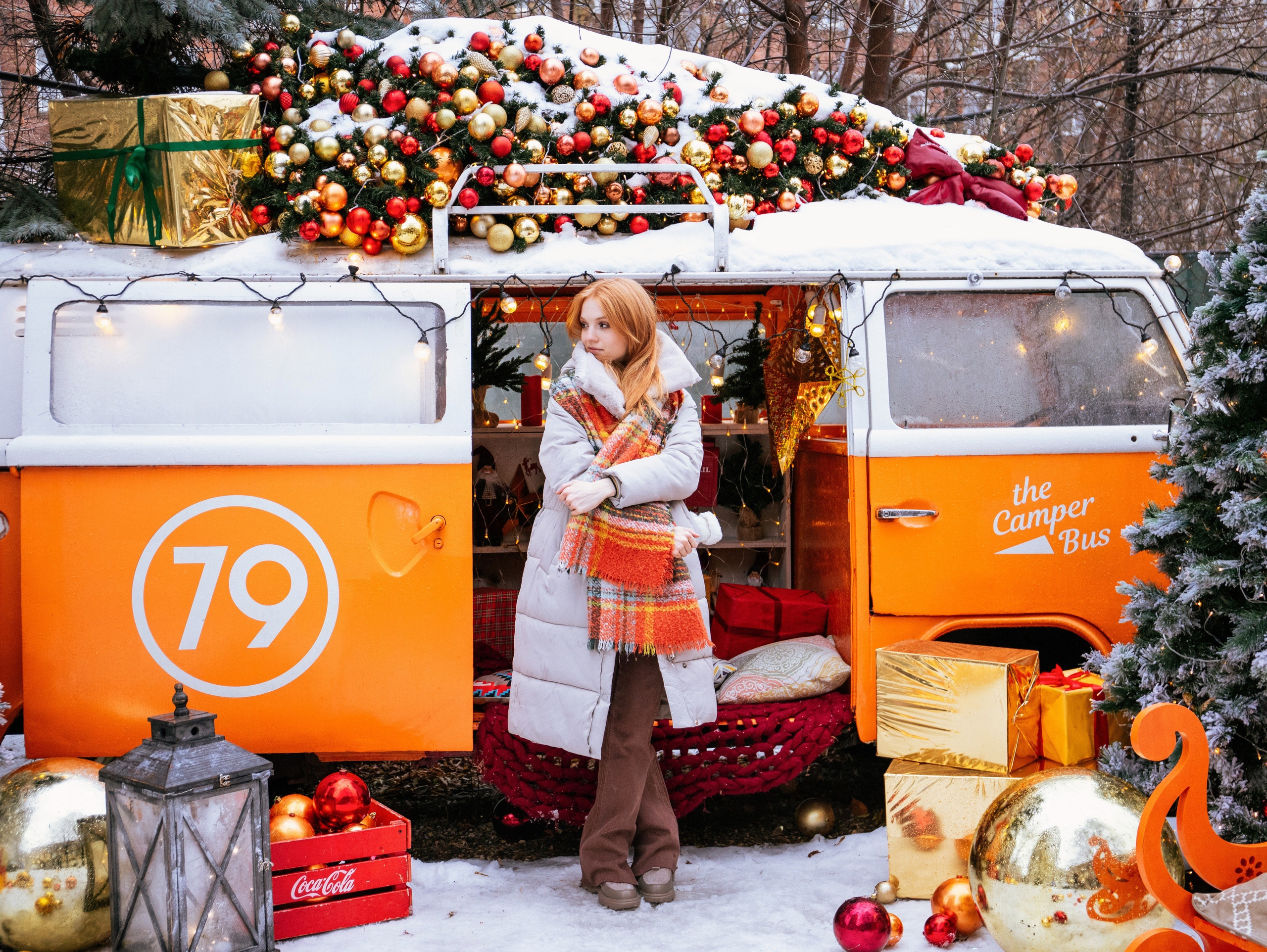 Новогодняя съемка с локацией «автобус». Свадебный и семейный фотограф в Москве Мила Широких