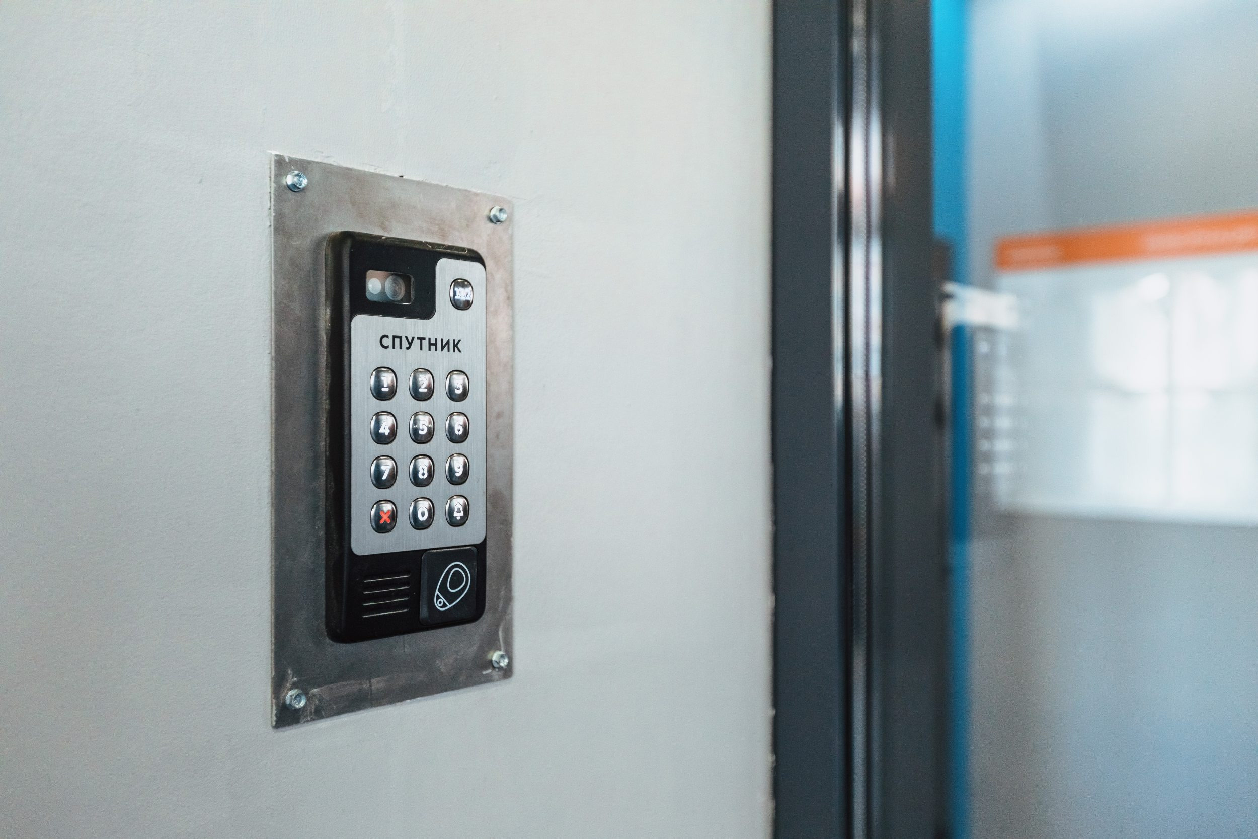 ЖК Абрикосово | Подъезд, холл, этаж здания | ТОЧНО. Фотограф Марина Верятинская | Краснодар