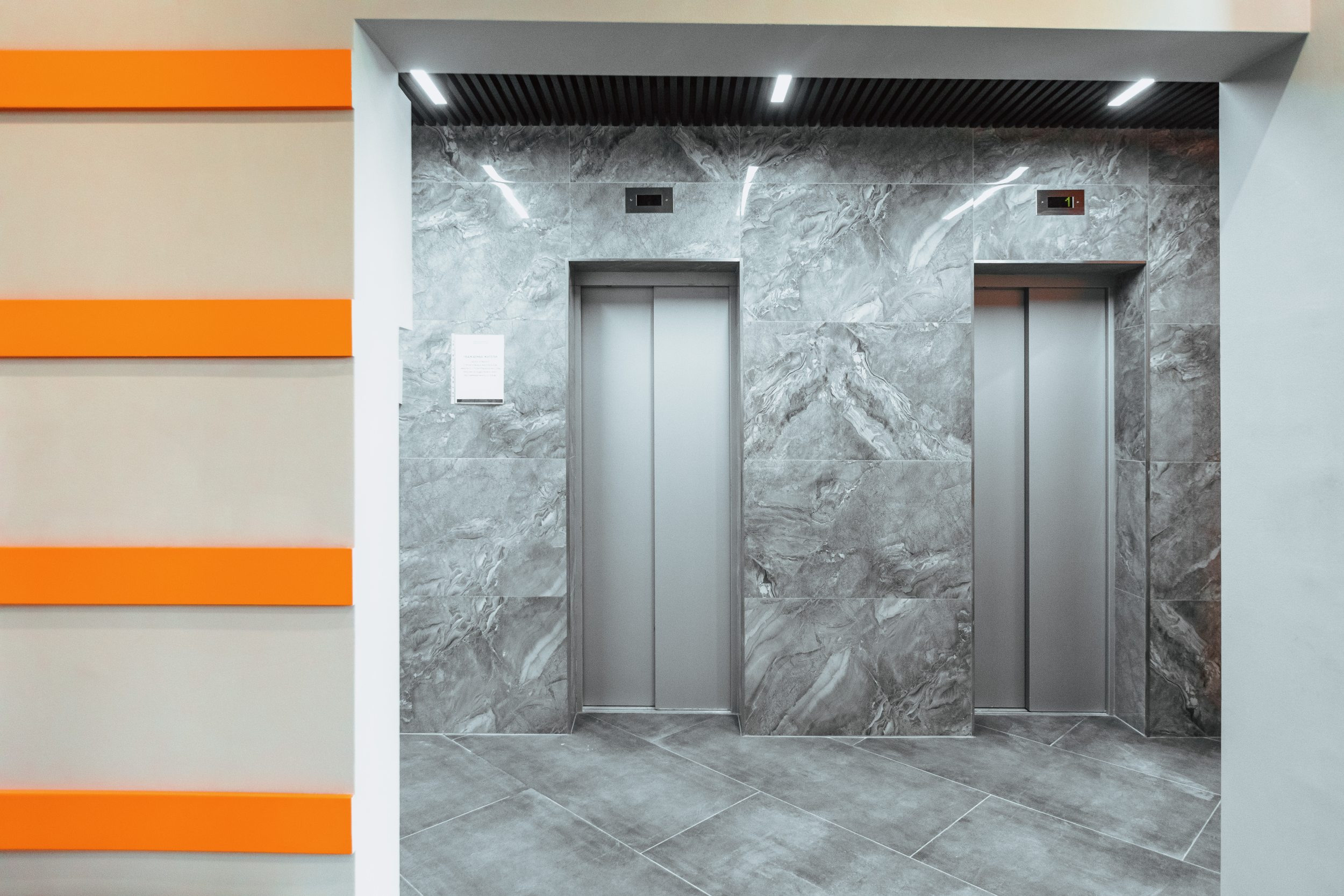 ЖК Абрикосово | Подъезд, холл, этаж здания | ТОЧНО. Фотограф Марина Верятинская | Краснодар