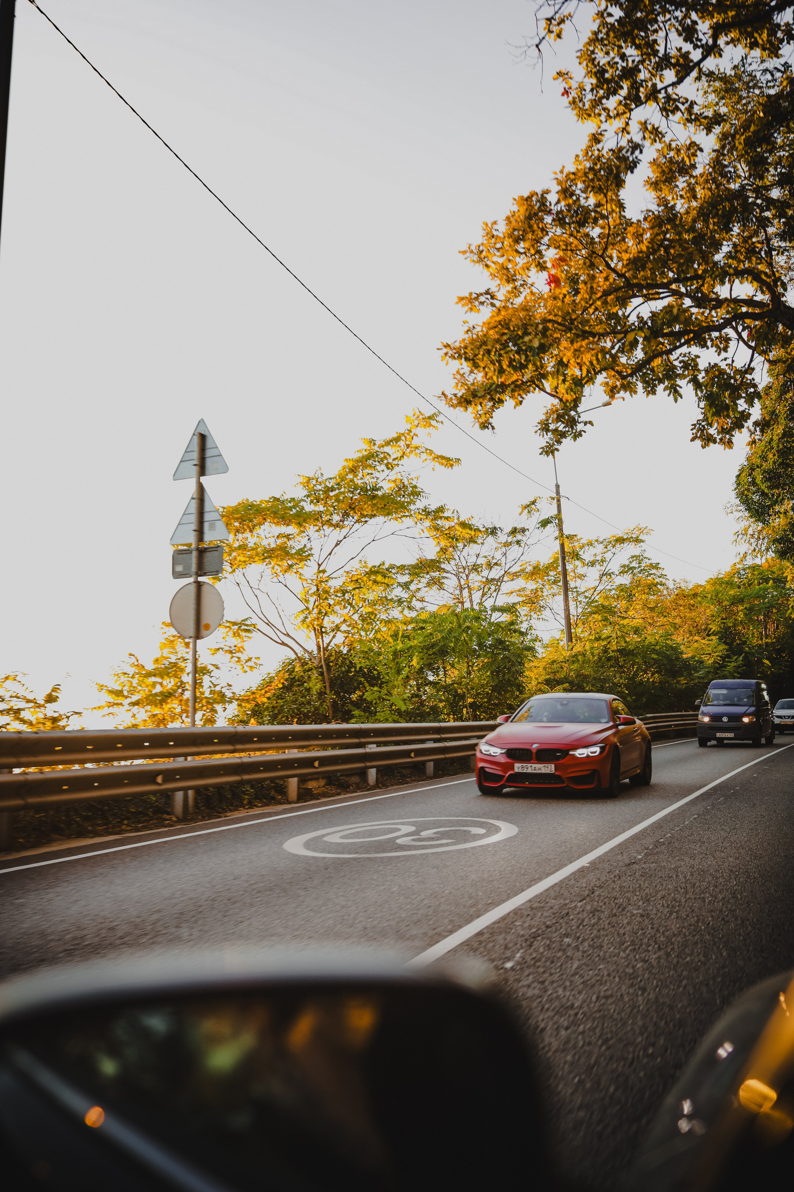 Автомобили