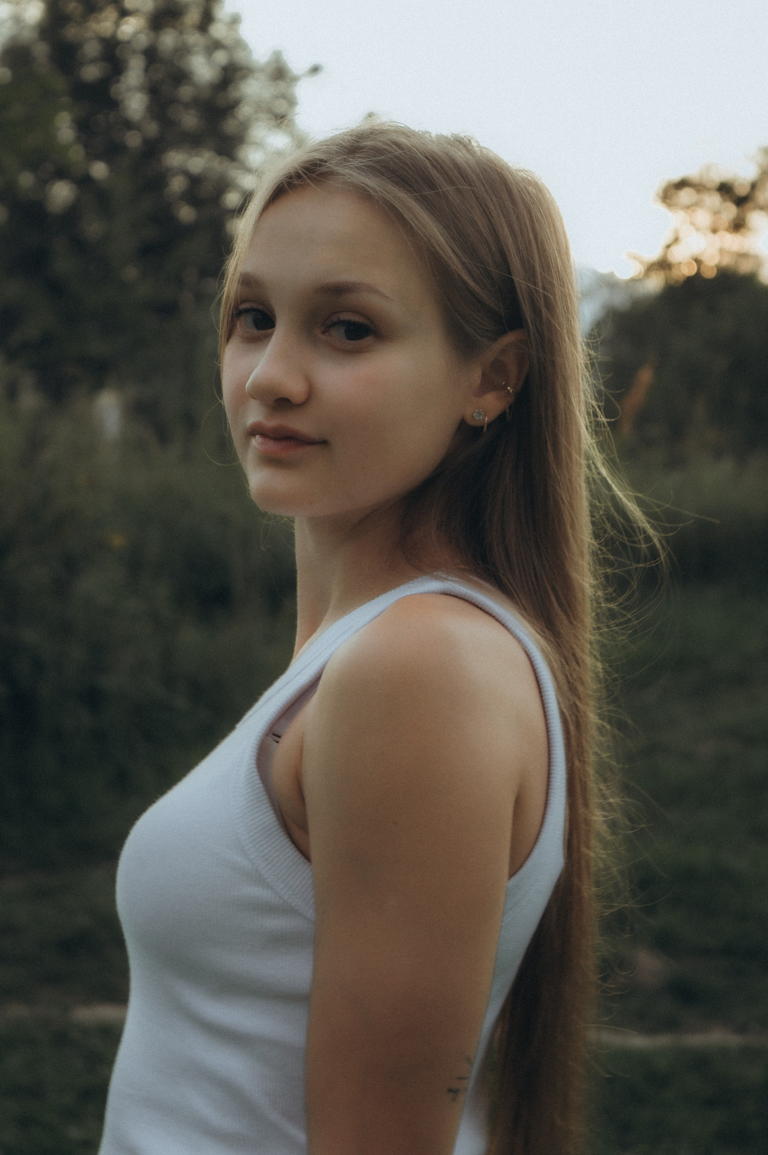 Юля. Летняя фотосессия на природе. Юлия Левада Семейный и женский фотограф