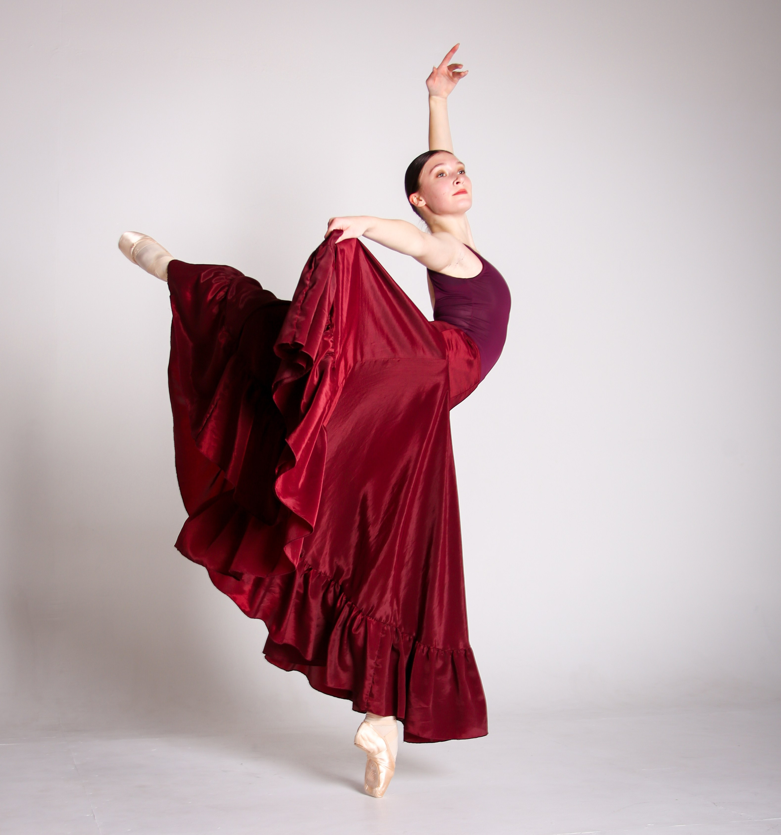 Балерина Екатерина. Фотограф Пермь. Фотосессия в фотостудии Перми и на свежем воздухе