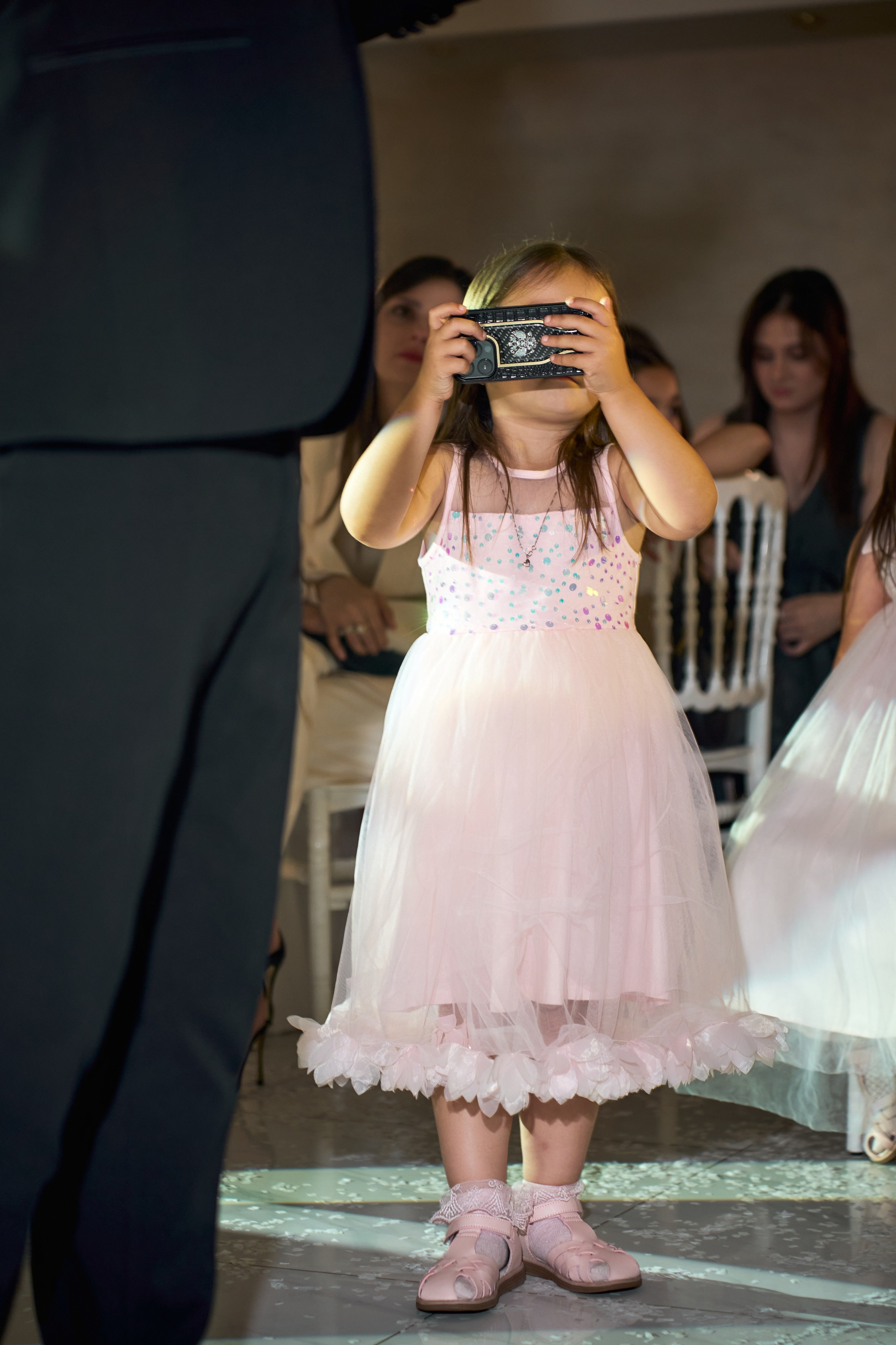 Сватовство в Краснодаре от лучших фотографов и операторов TWINS STUDIO. ТВИНС СТУДИО — лучшие свадебные фотографы и видеографы в Краснодаре