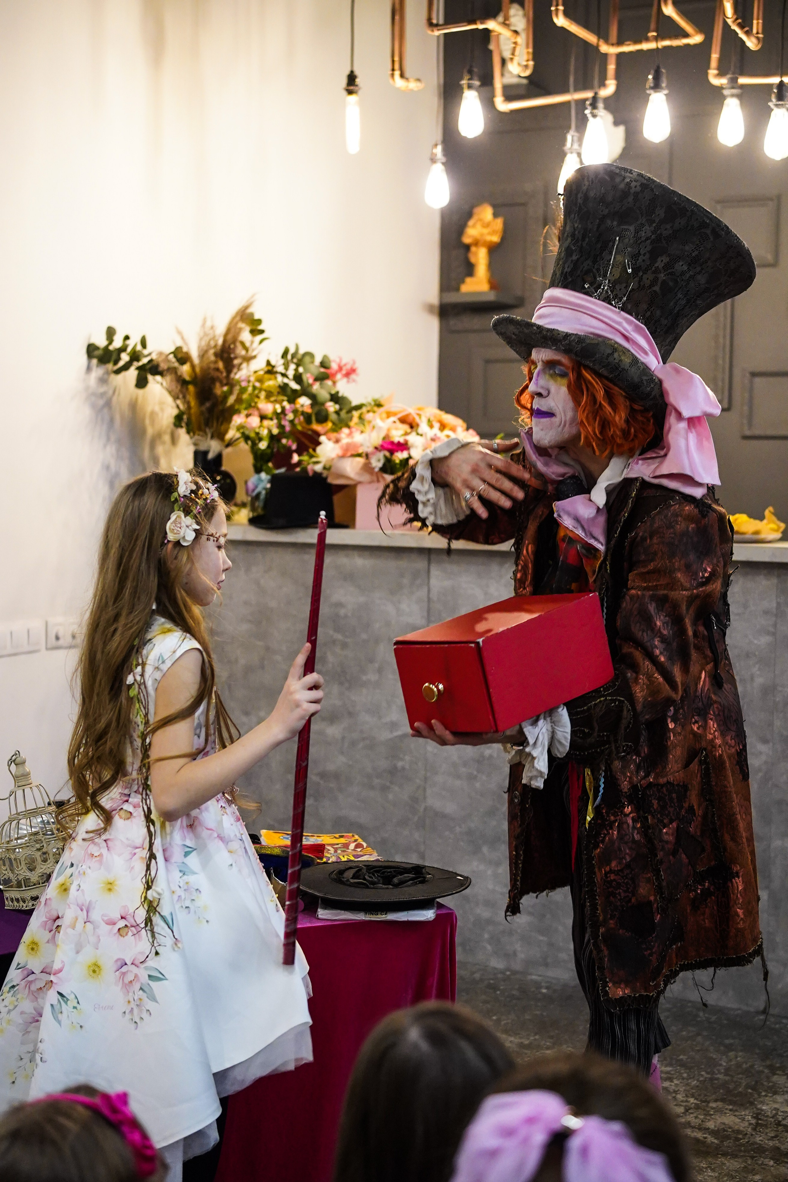 День Рождения Алиса в стране чудес. Фотограф