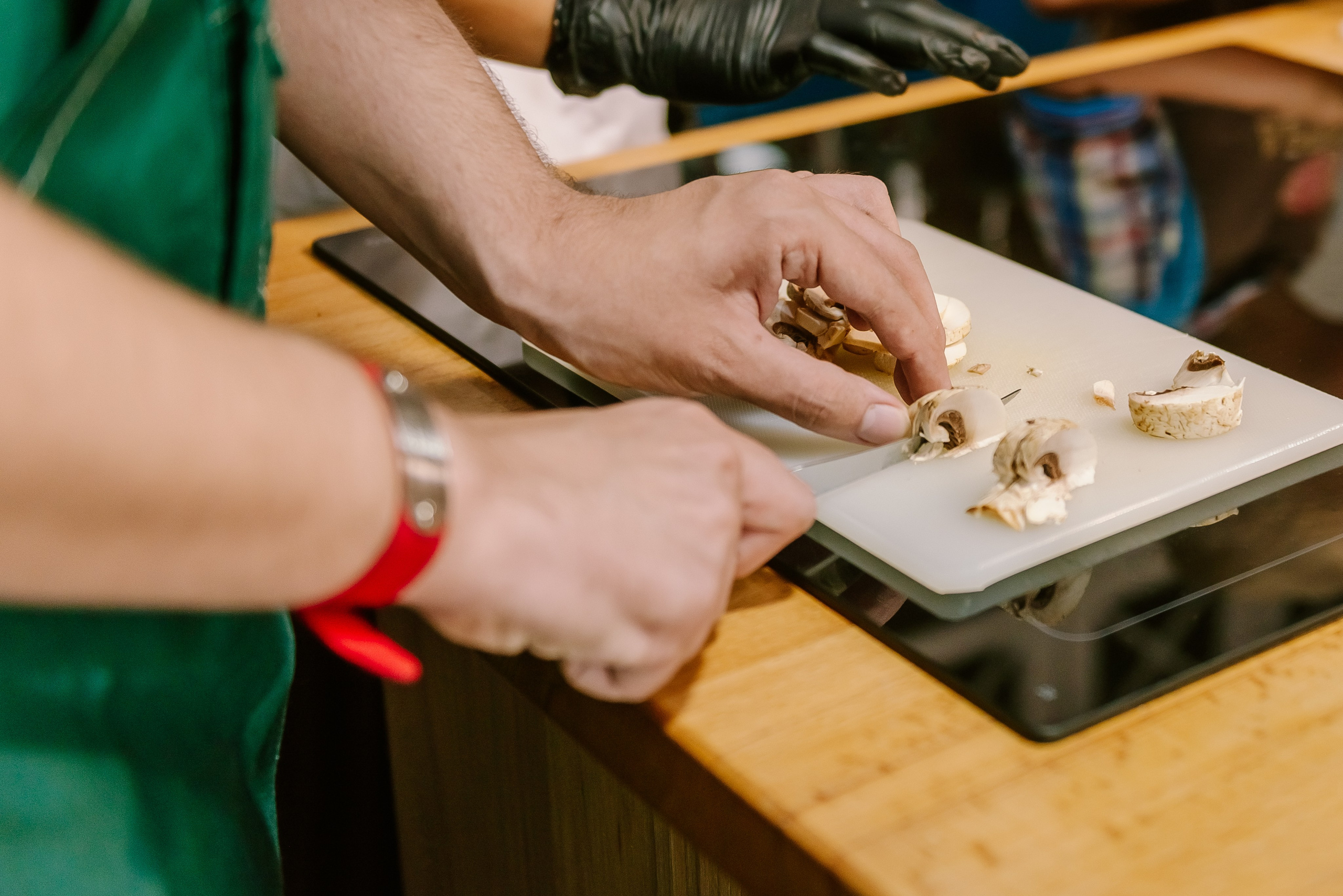 Инклюзивная кухня добра в Артишок 30. 07.35. Детский фотограф, семейный фотограф и репортажи в Кемерово