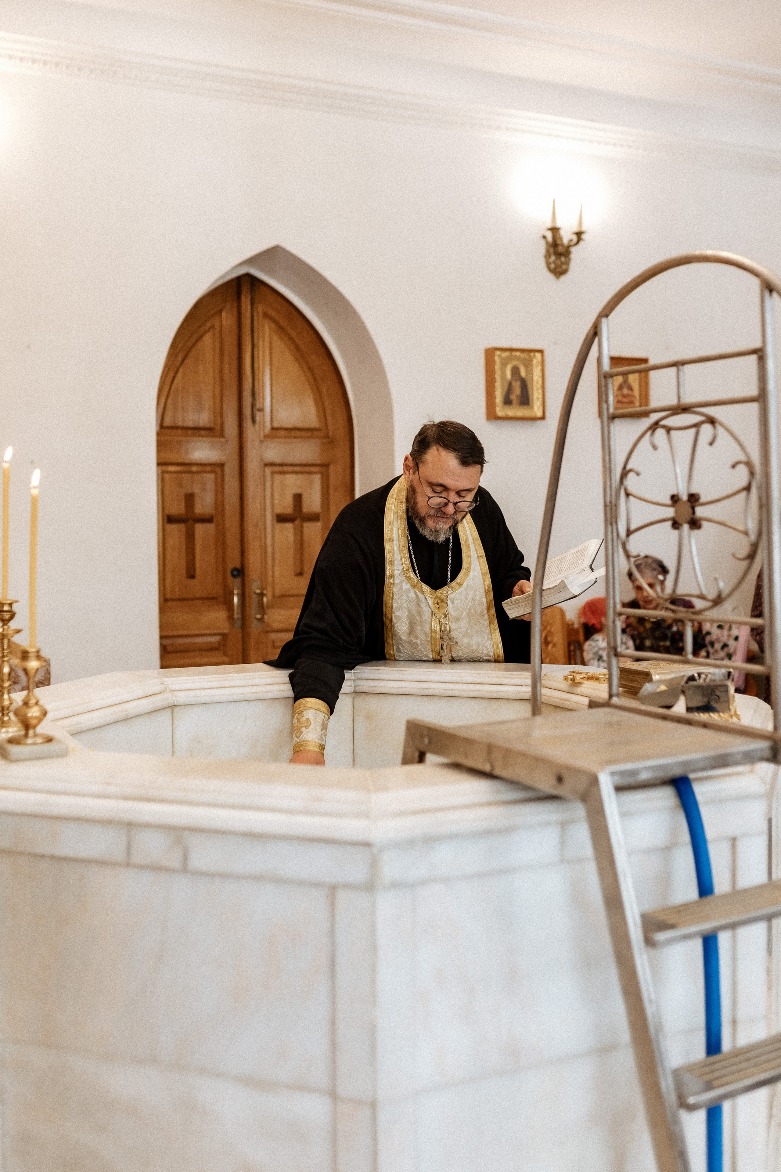 Крещение. Церковь иконы Божией Матери Живоносный Источник в Царицыно. Профессиональный фотограф, Москва |Видное Елена Елизарова