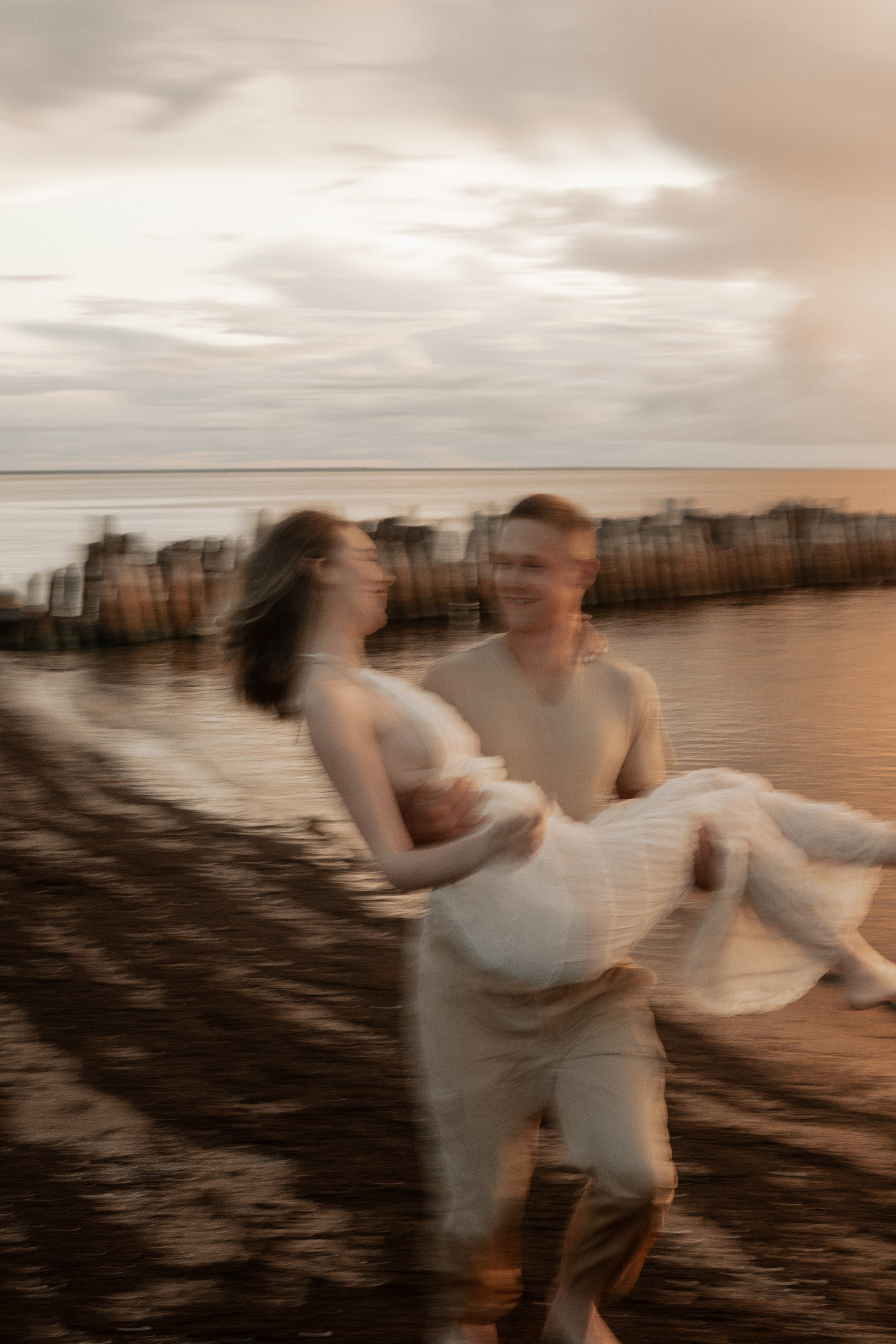 [… Sasha, Tosha and UAZ]. Фотограф в Архангельске