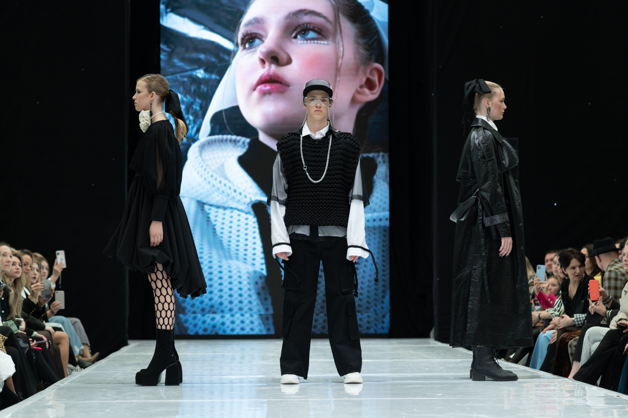 DEVUSI / 23. Sakunov Photo