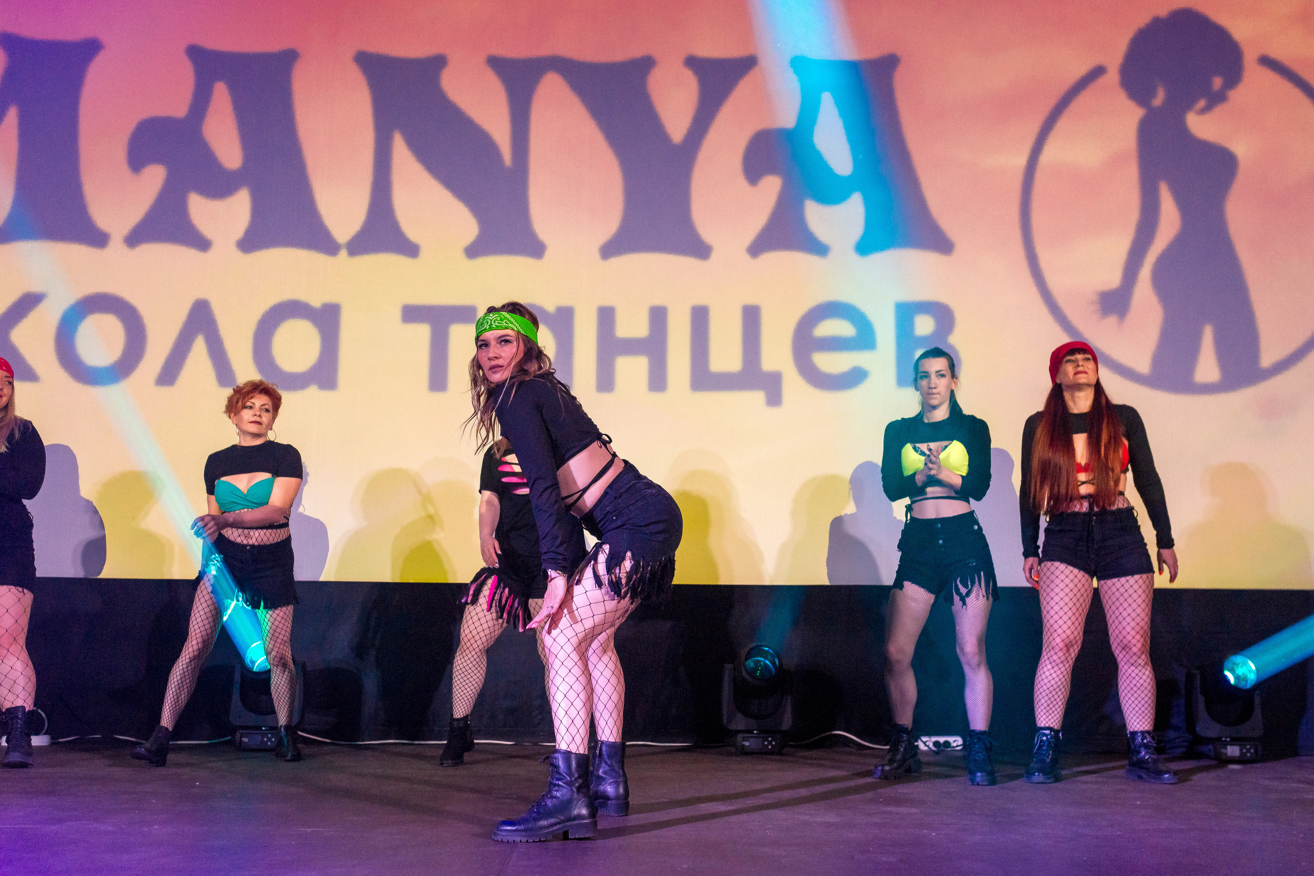 Отчётный концерт школа танцев МАНЯ. Женский фотограф Крещение Венчание Москва Брянск