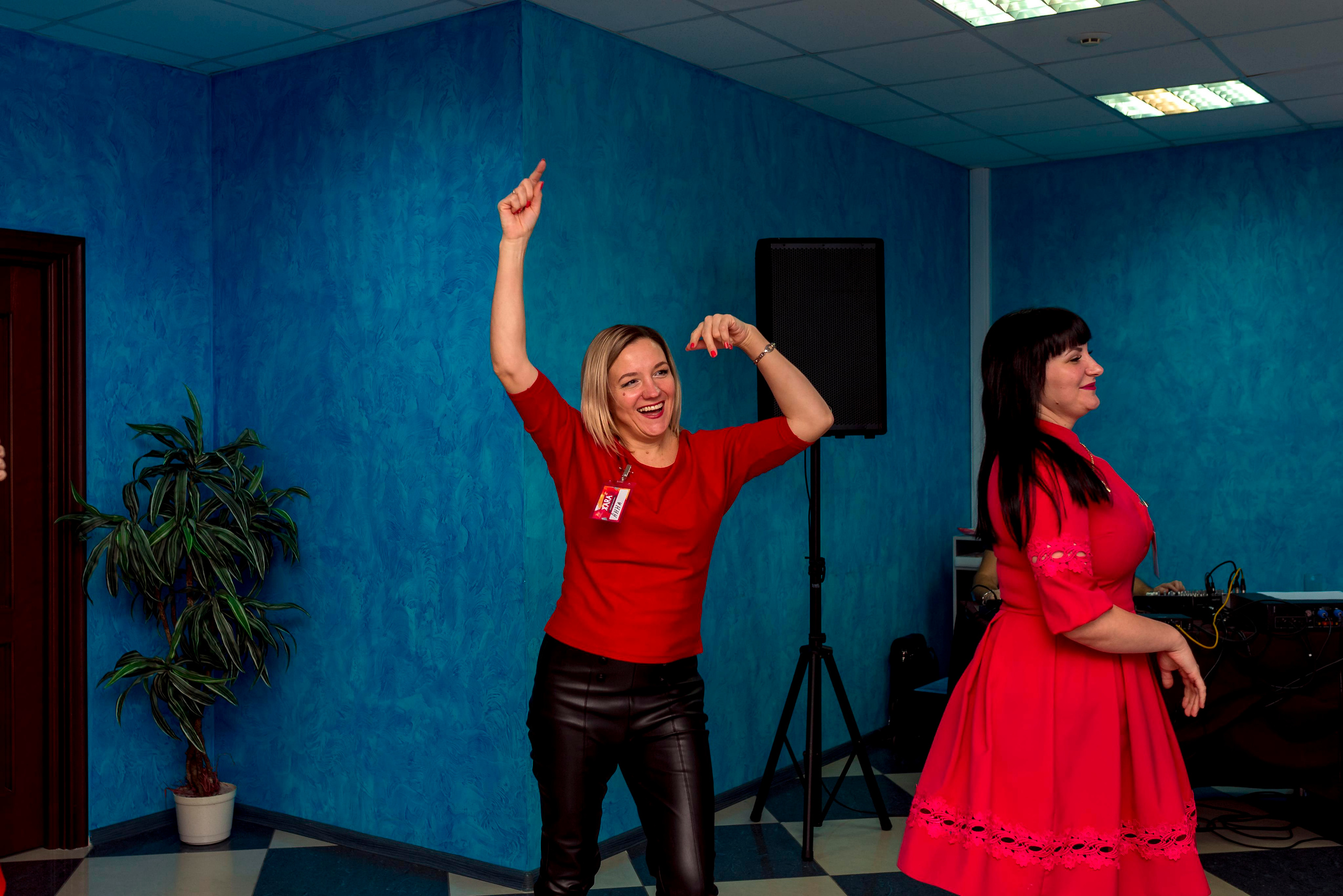 М. К. Марины Ананьиной " ЖАРА» для ведущих и шоуменов. Женский фотограф Крещение Венчание Москва Брянск