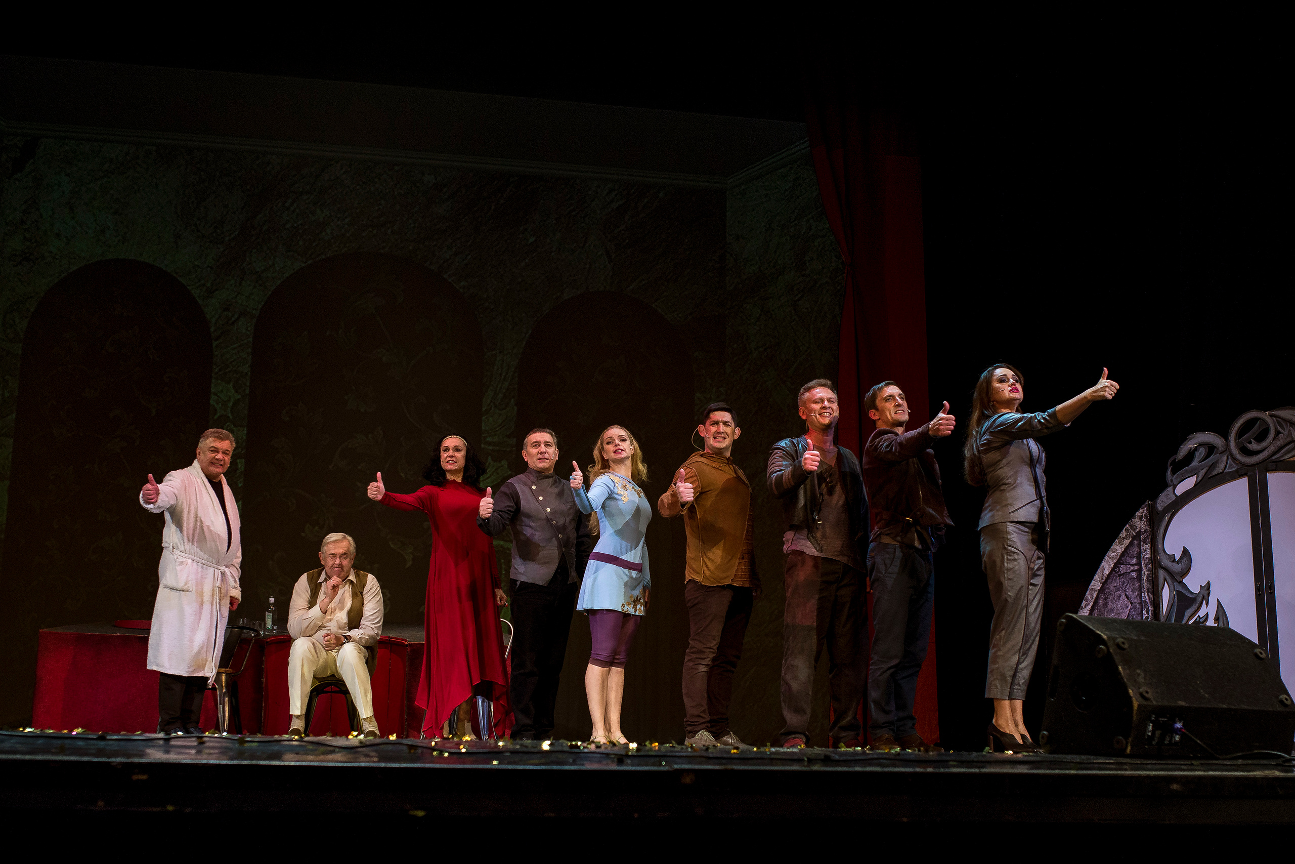 Спектакль Спасти рядового Гамлета. Женский фотограф Крещение Венчание Москва Брянск