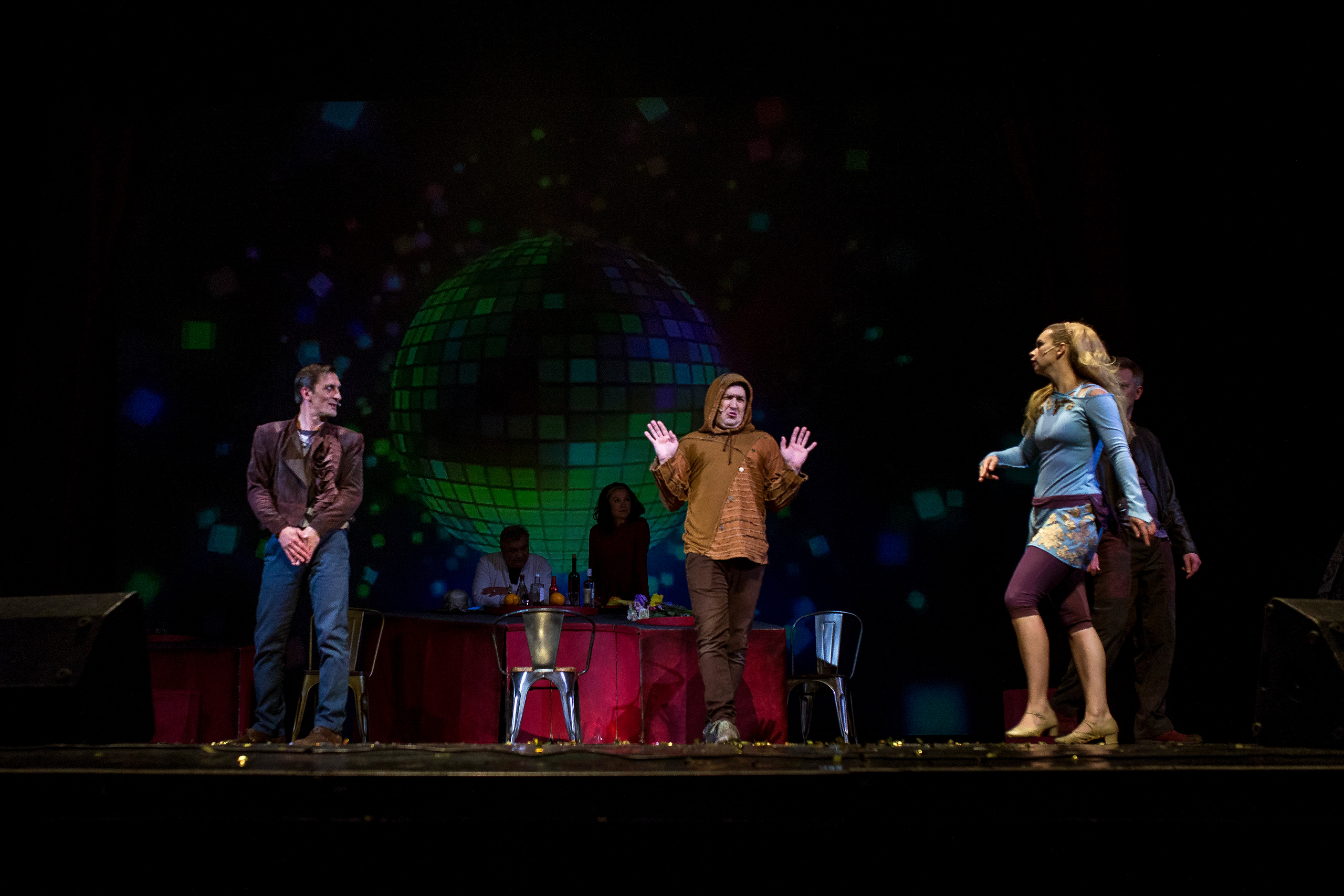 Спектакль Спасти рядового Гамлета. Женский фотограф Крещение Венчание Москва Брянск