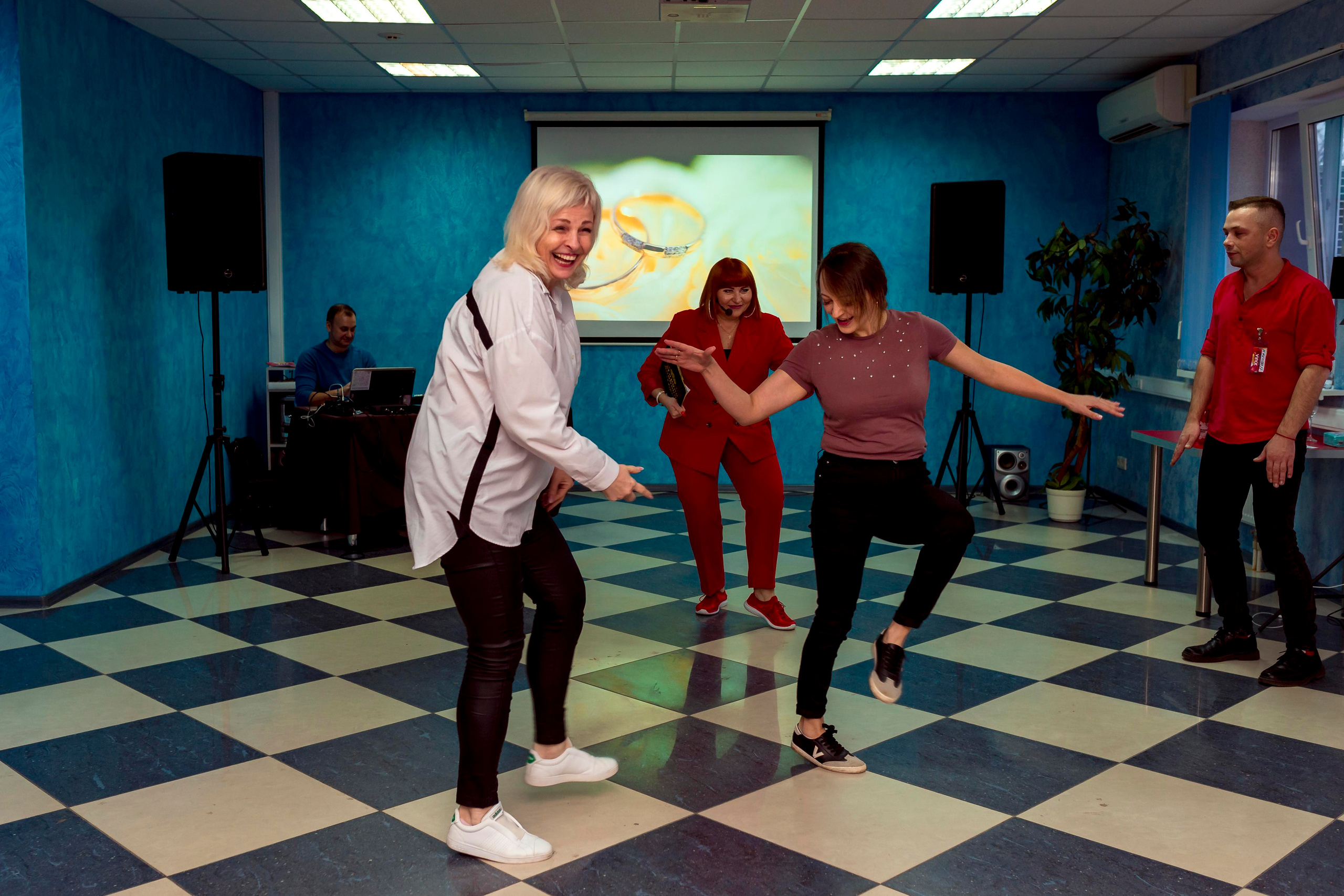 М. К. Марины Ананьиной " ЖАРА» для ведущих и шоуменов. Женский фотограф Крещение Венчание Москва Брянск