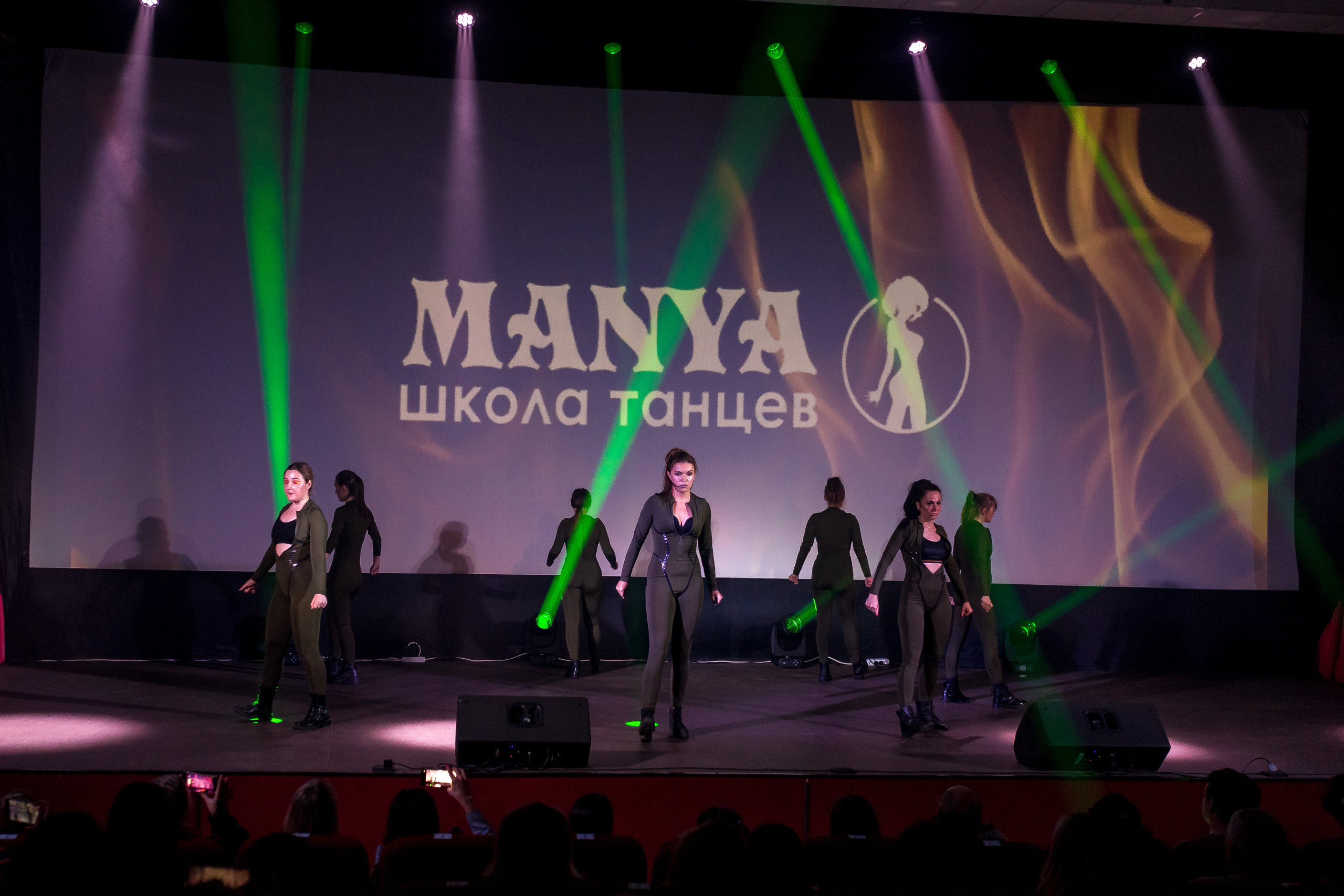 Отчётный концерт школа танцев МАНЯ. Женский фотограф Крещение Венчание Москва Брянск