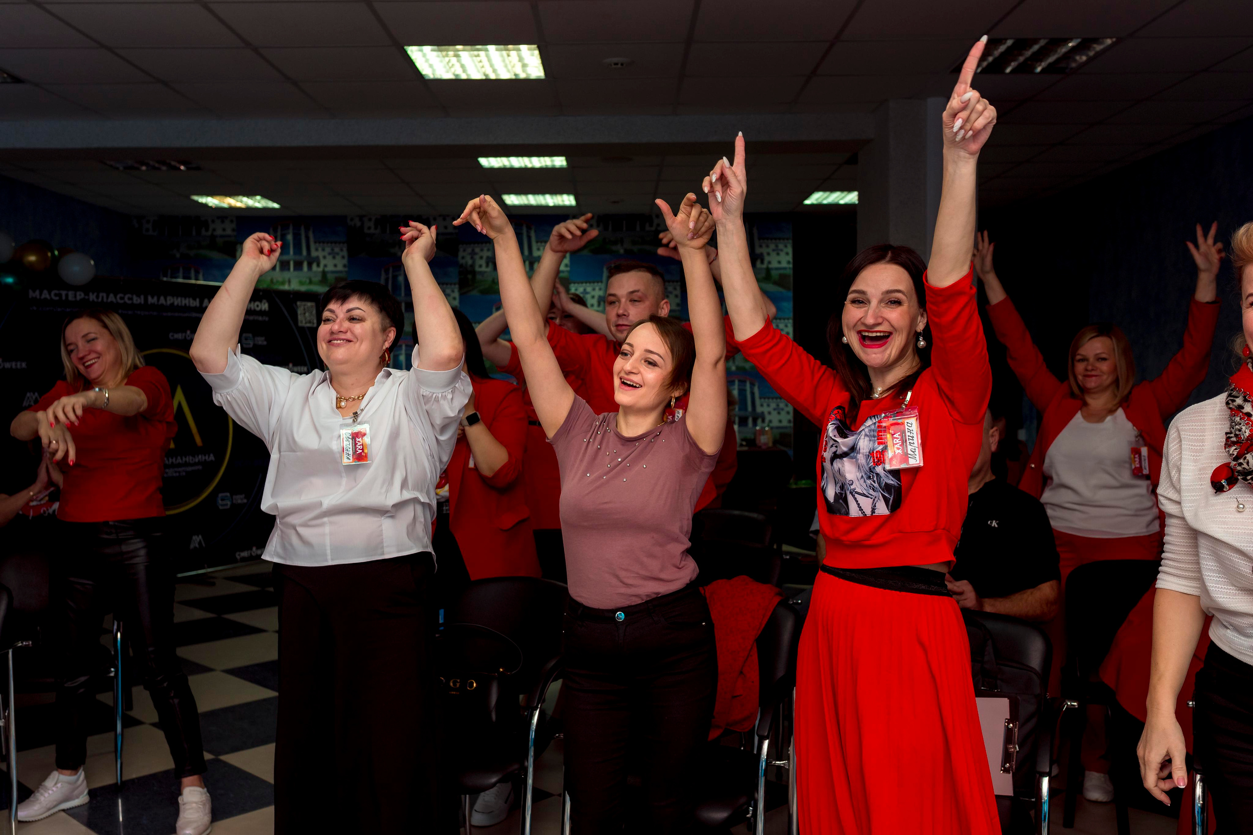 М. К. Марины Ананьиной " ЖАРА» для ведущих и шоуменов. Женский фотограф Крещение Венчание Москва Брянск