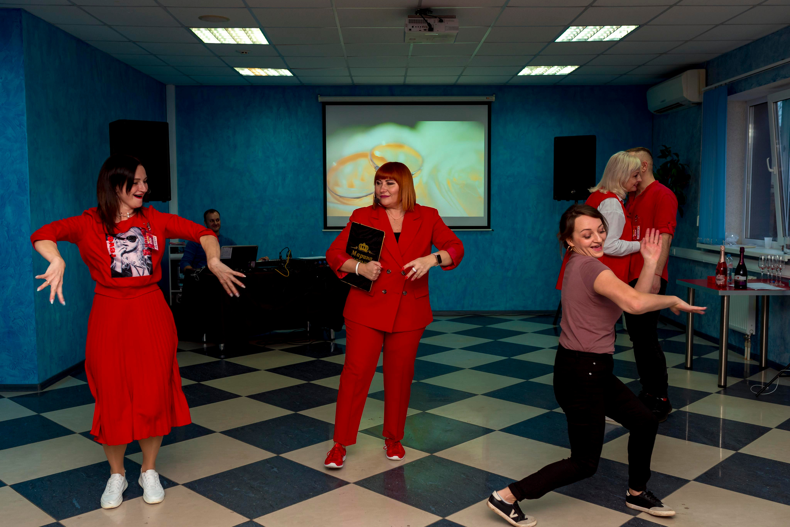 М. К. Марины Ананьиной " ЖАРА» для ведущих и шоуменов. Женский фотограф Крещение Венчание Москва Брянск