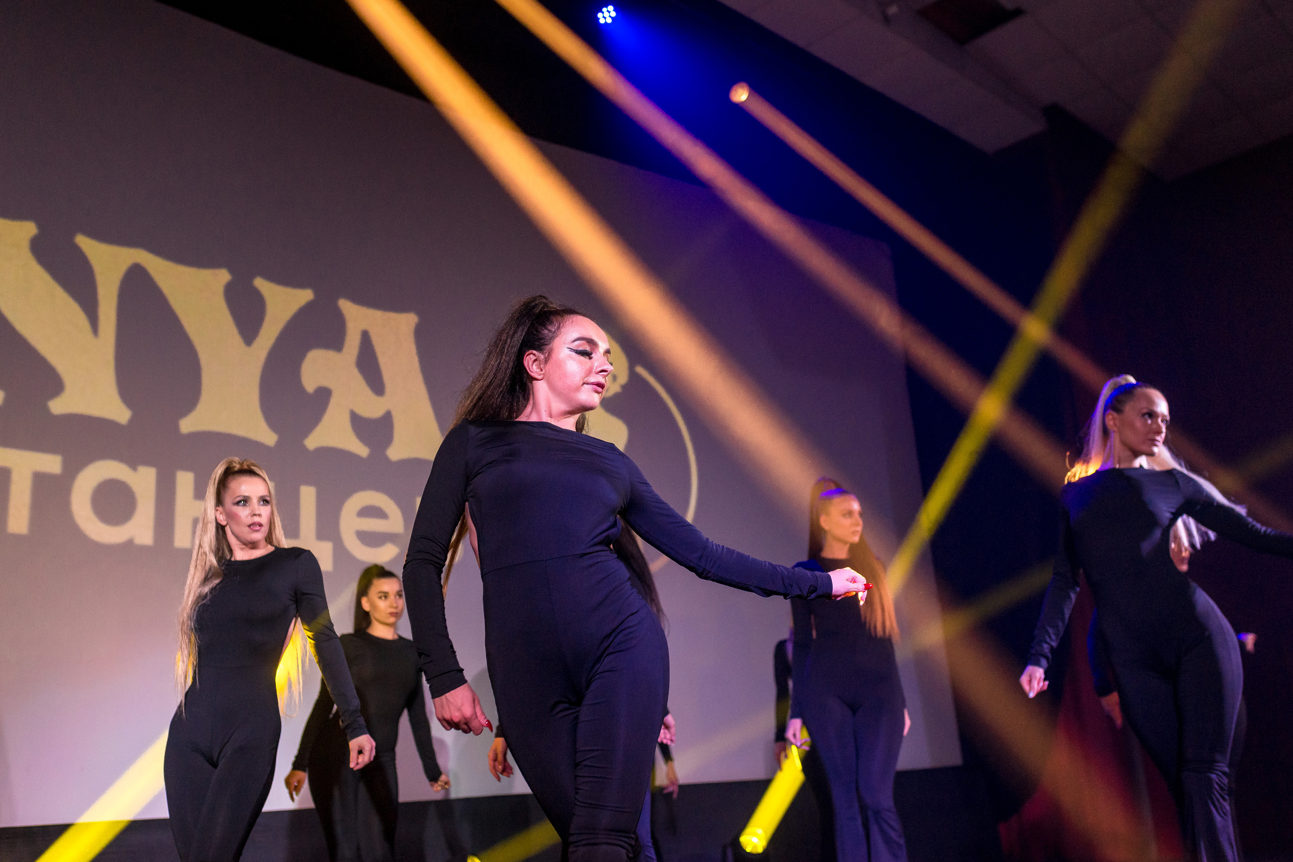 Отчётный концерт школа танцев МАНЯ. Женский фотограф Крещение Венчание Москва Брянск