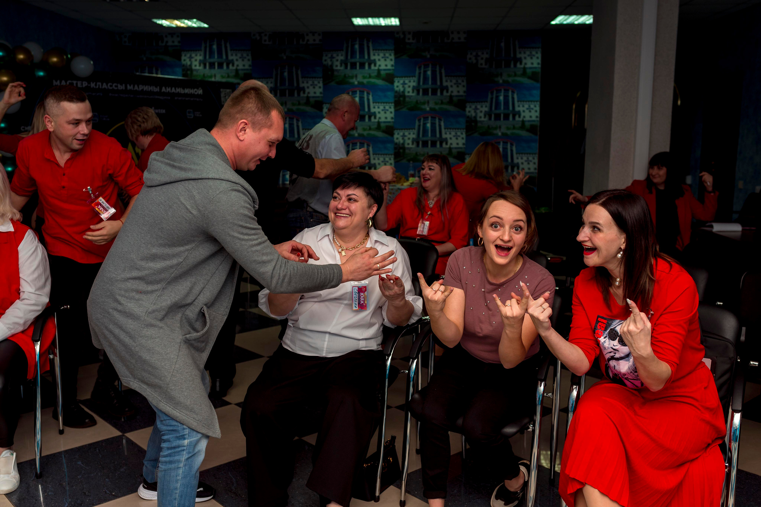 М. К. Марины Ананьиной " ЖАРА» для ведущих и шоуменов. Женский фотограф Крещение Венчание Москва Брянск